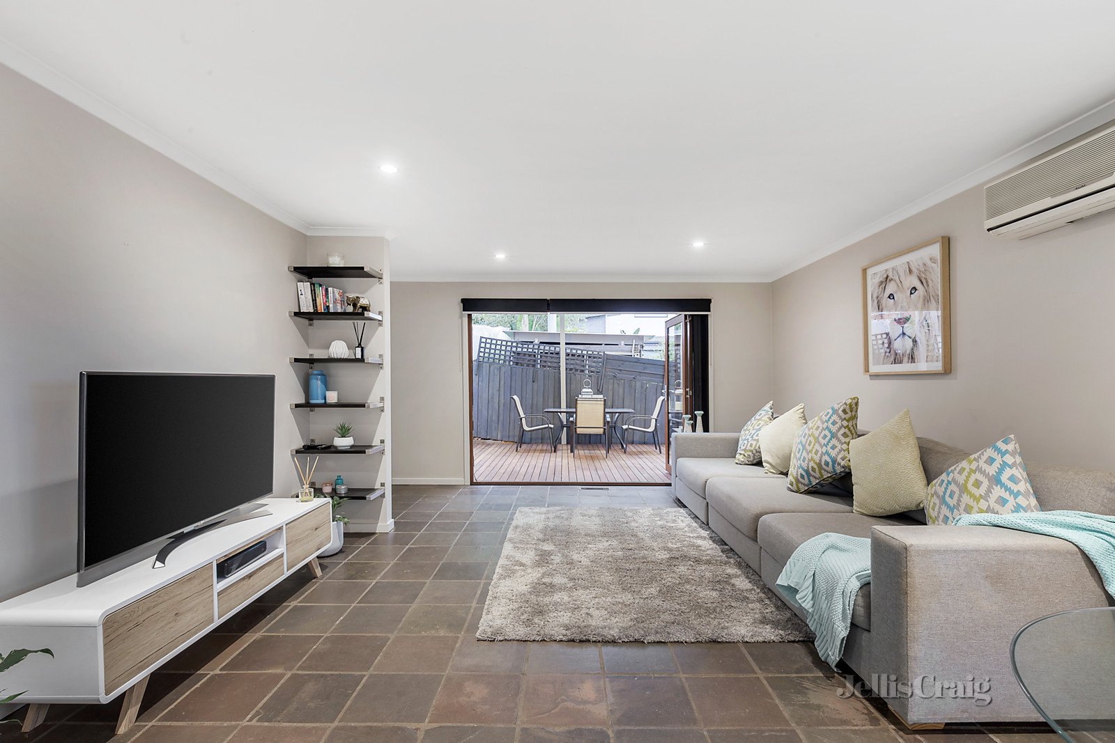 9A Gordon Grove, Montmorency image 4