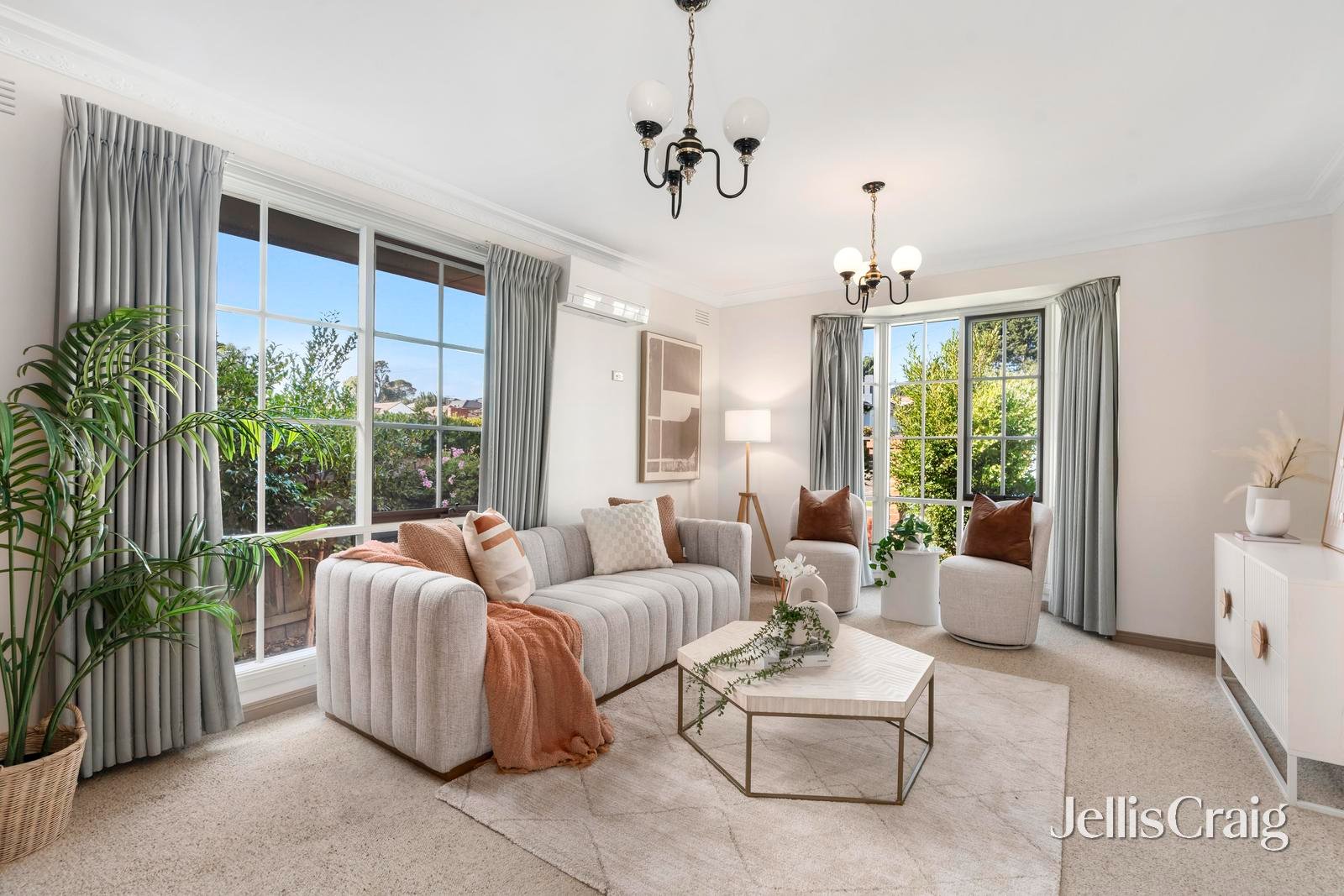 9A Ian Grove, Mount&nbsp;Waverley image 2