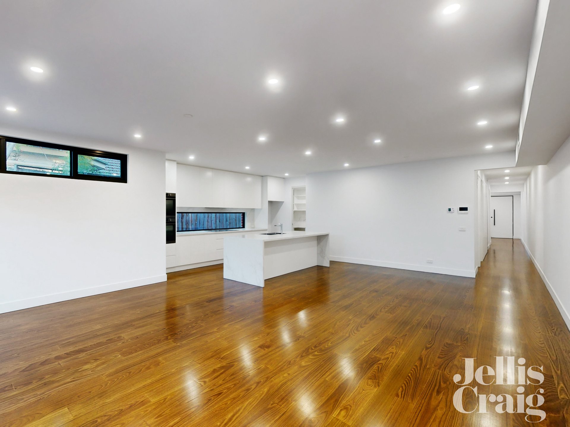 9A Market Street, Essendon image 3