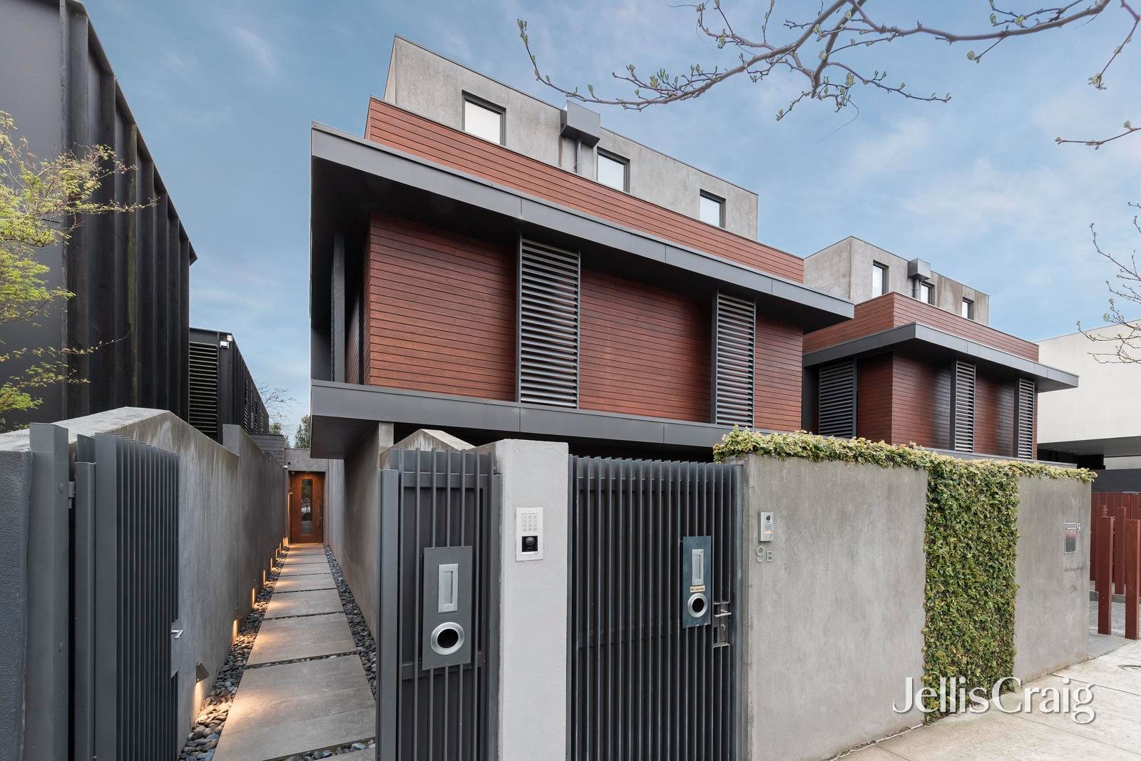 9A Moffat Street, South Yarra image 4