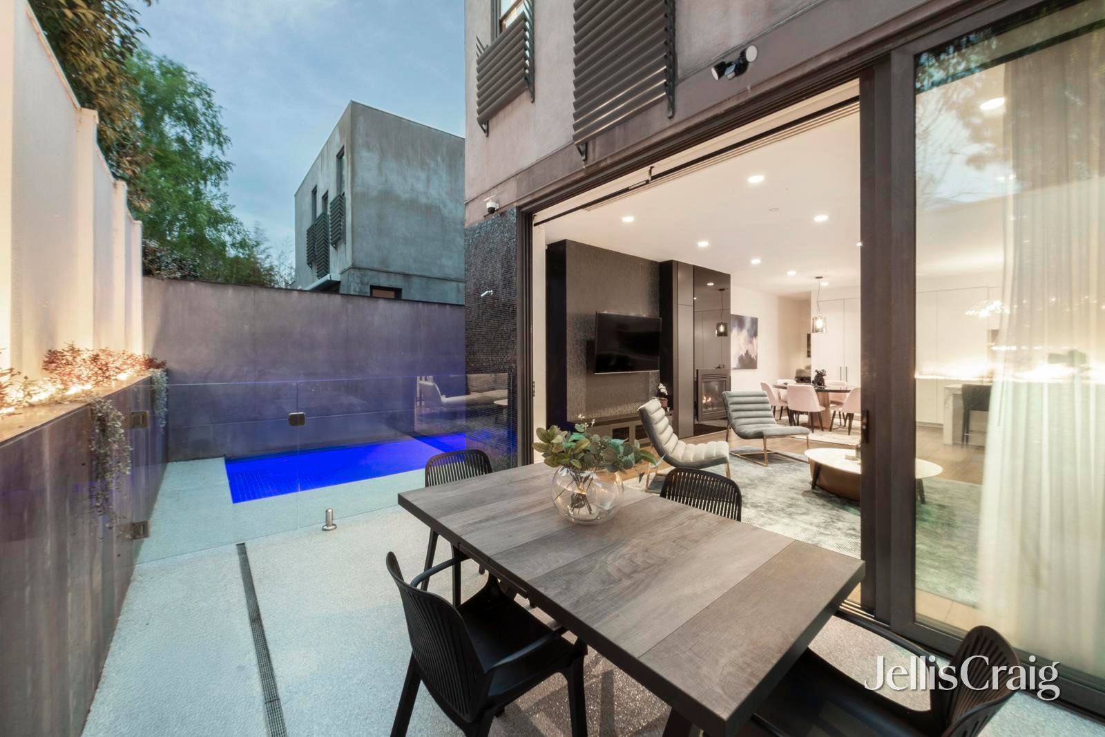 9A Moffat Street, South Yarra image 7