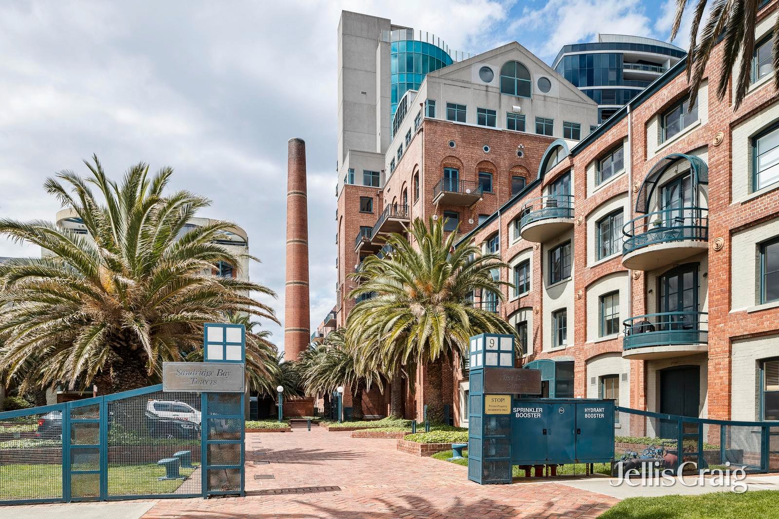 9A/9 Beach Street, Port Melbourne image 1