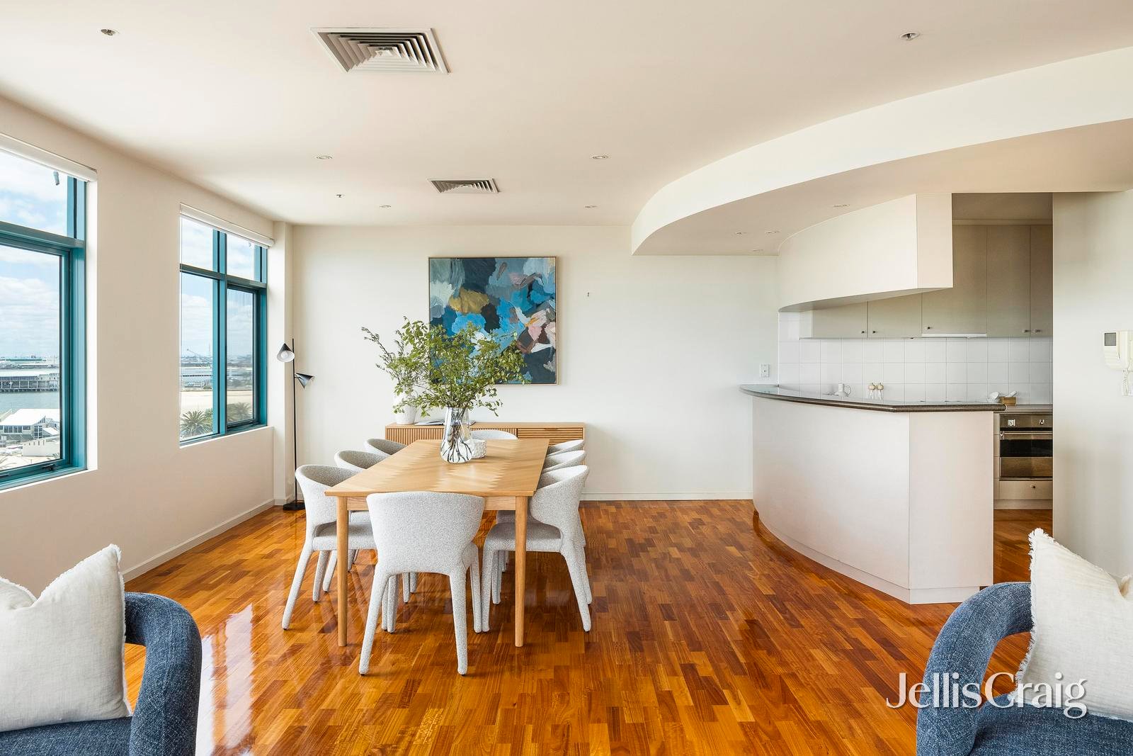 9A/9 Beach Street, Port Melbourne image 7