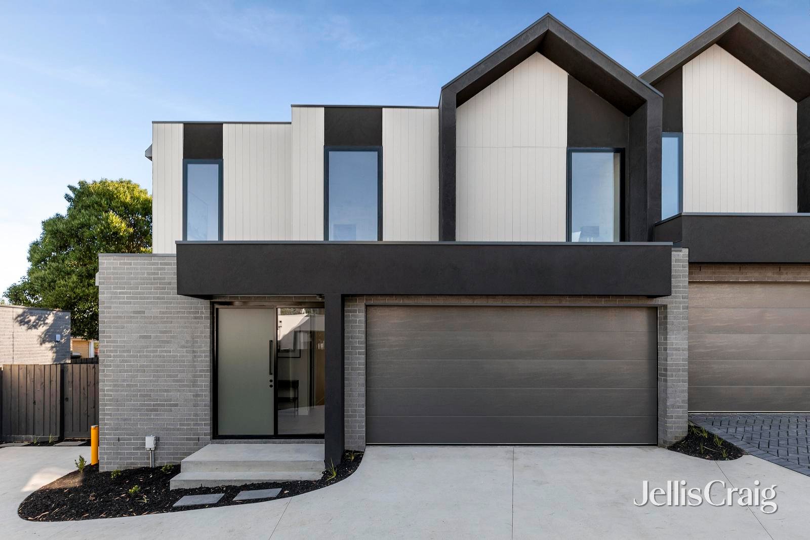 9B Gallipoli Parade, Croydon image 19