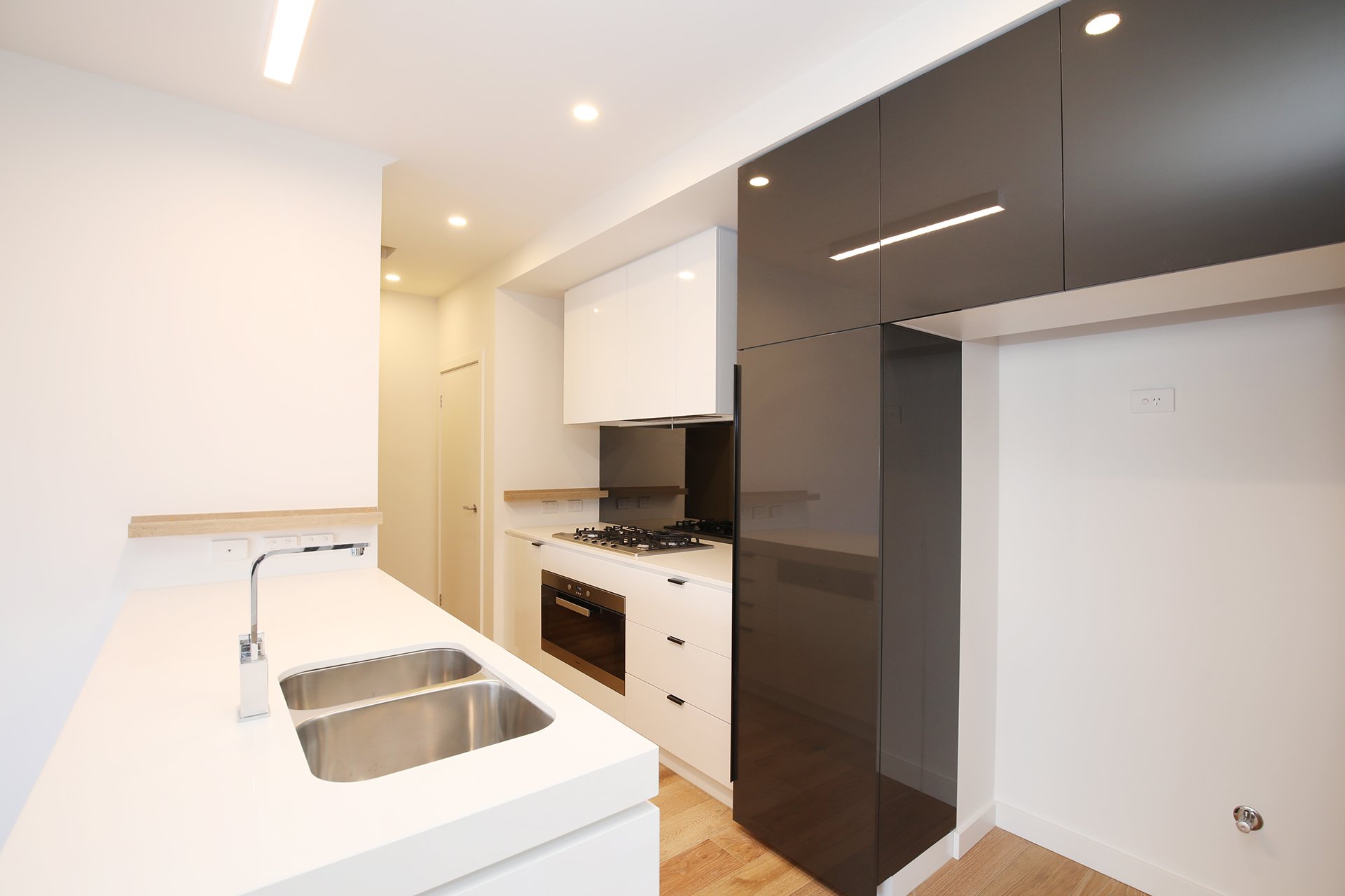 9B Henry Street, Doncaster image 3