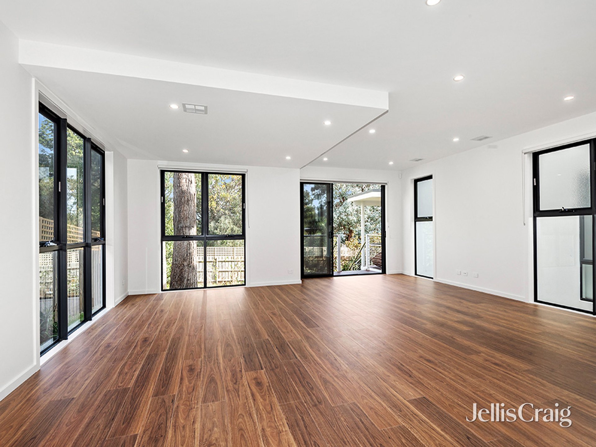 9B Jeffrey Street, Mount Waverley image 3