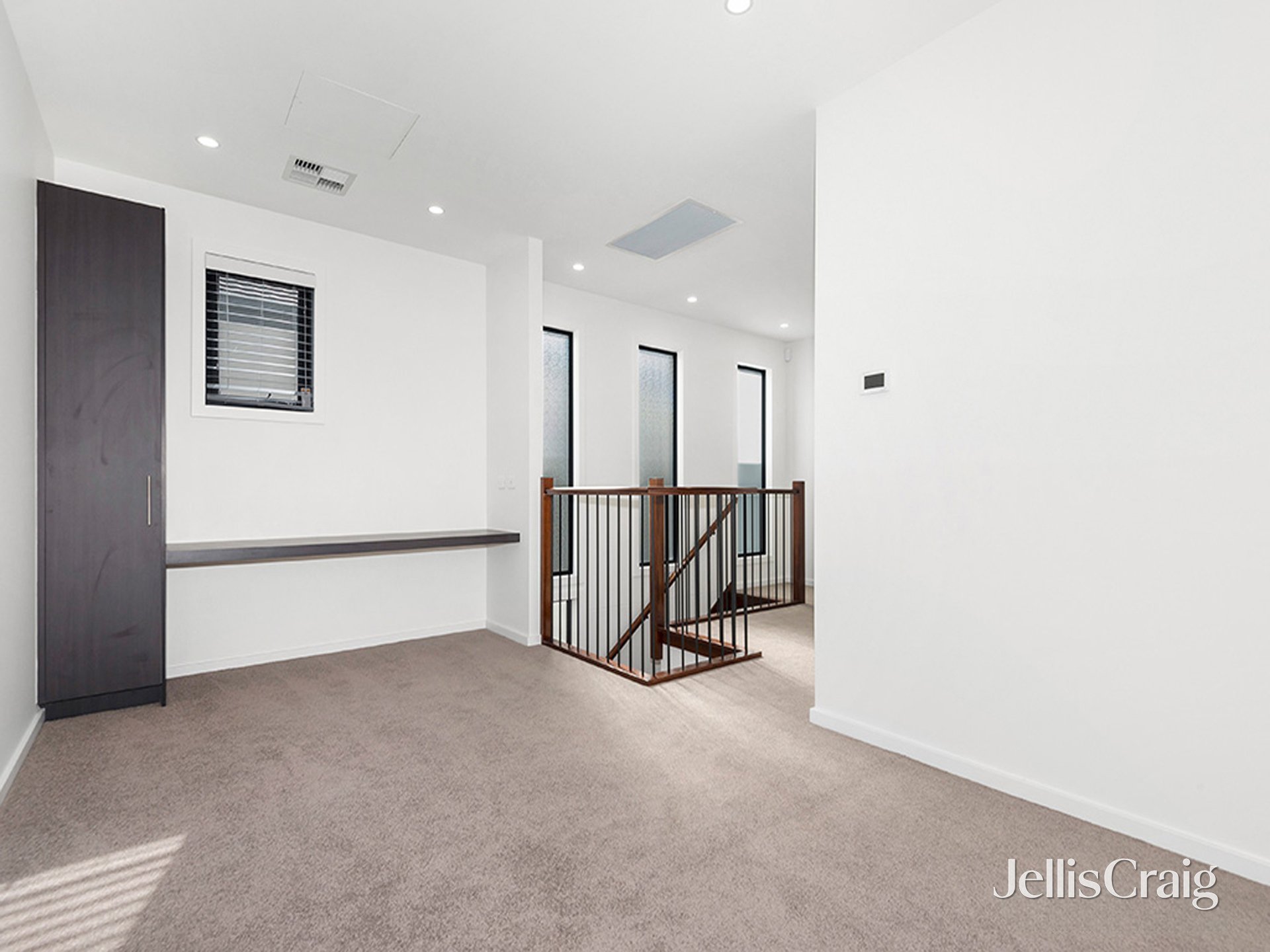 9B Jeffrey Street, Mount Waverley image 5