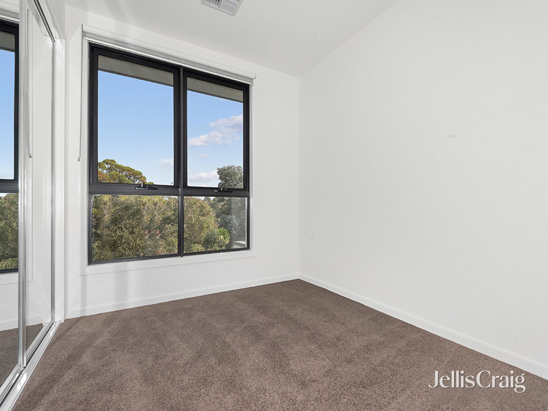 9B Jeffrey Street, Mount Waverley image 7