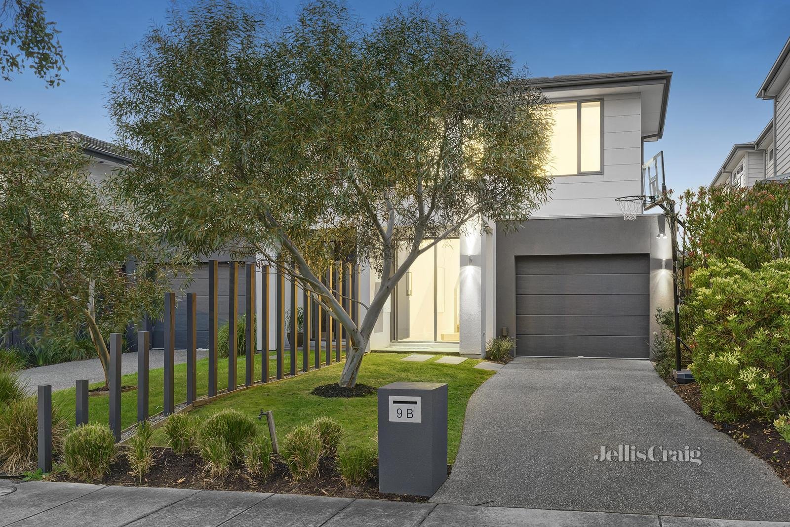 9B Marquis Road, Bentleigh image 1