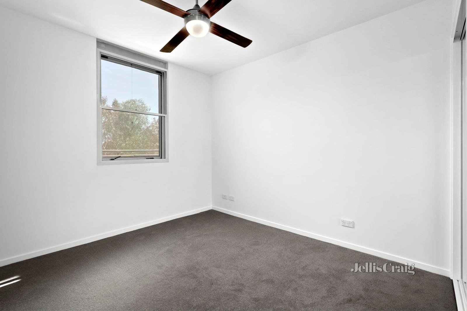 A102/80 Speakmen Street, Kensington image 6