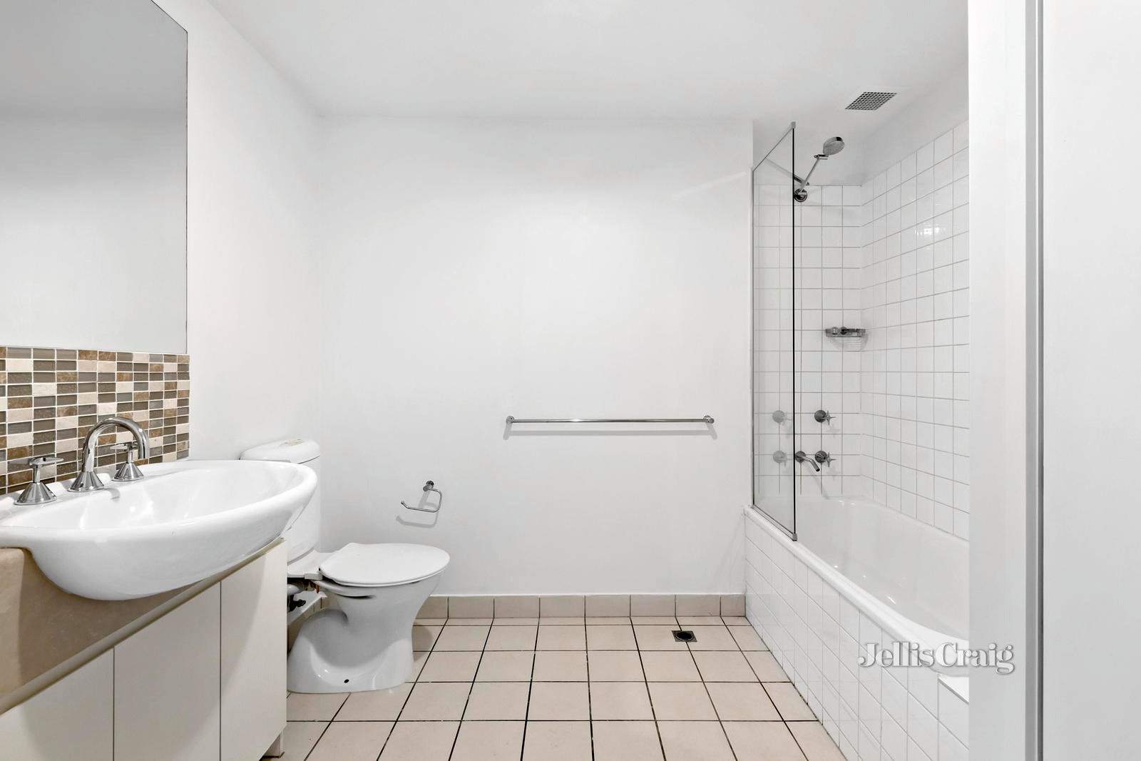 A102/80 Speakmen Street, Kensington image 7