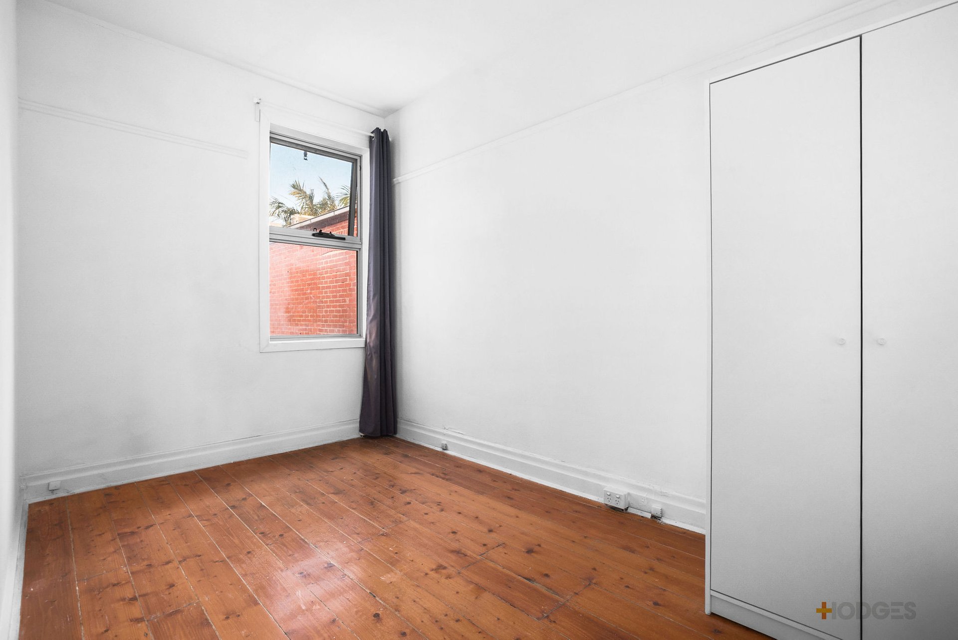 A/112 Nepean Highway Mentone