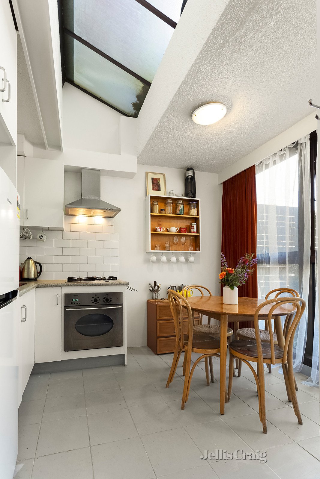 A2/335 Abbotsford Street, North Melbourne image 3