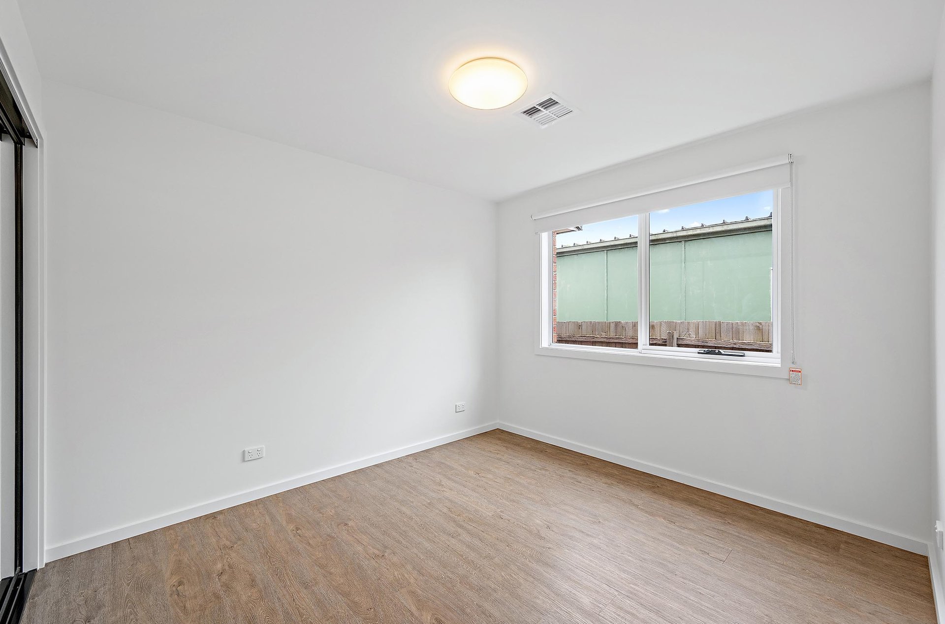 A/24 Zina Grove, Mooroolbark image 7