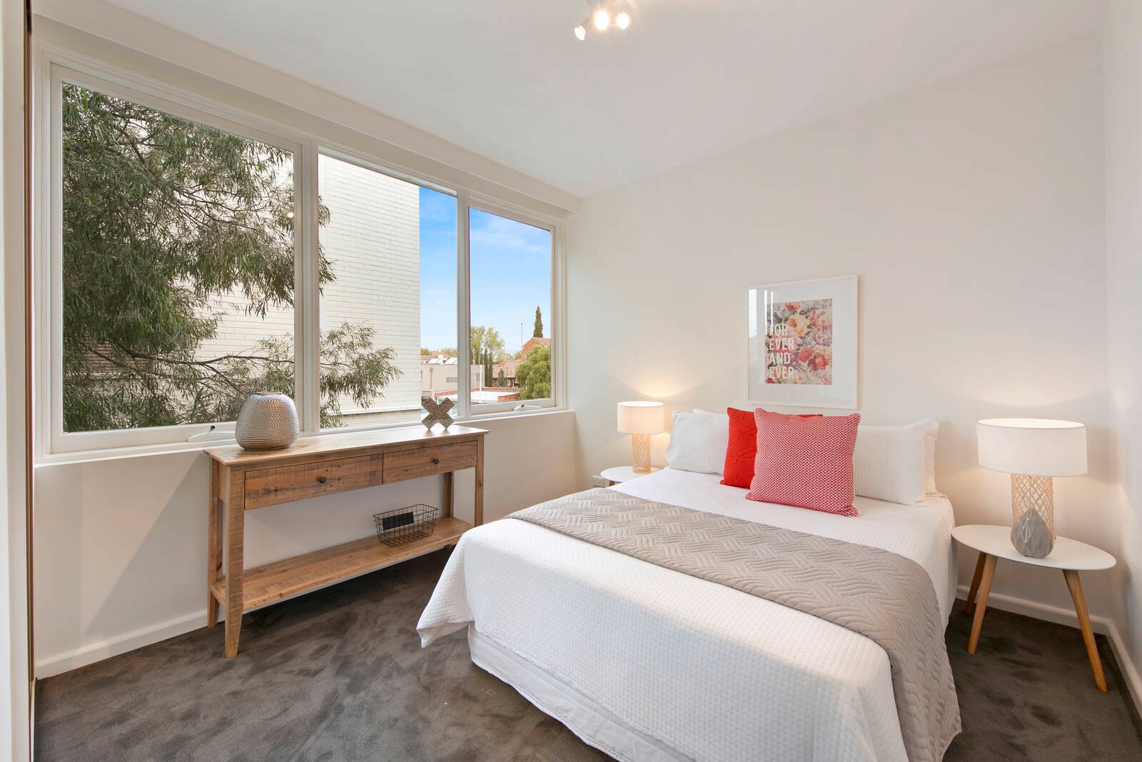 Property Gallery Thumbnail 5