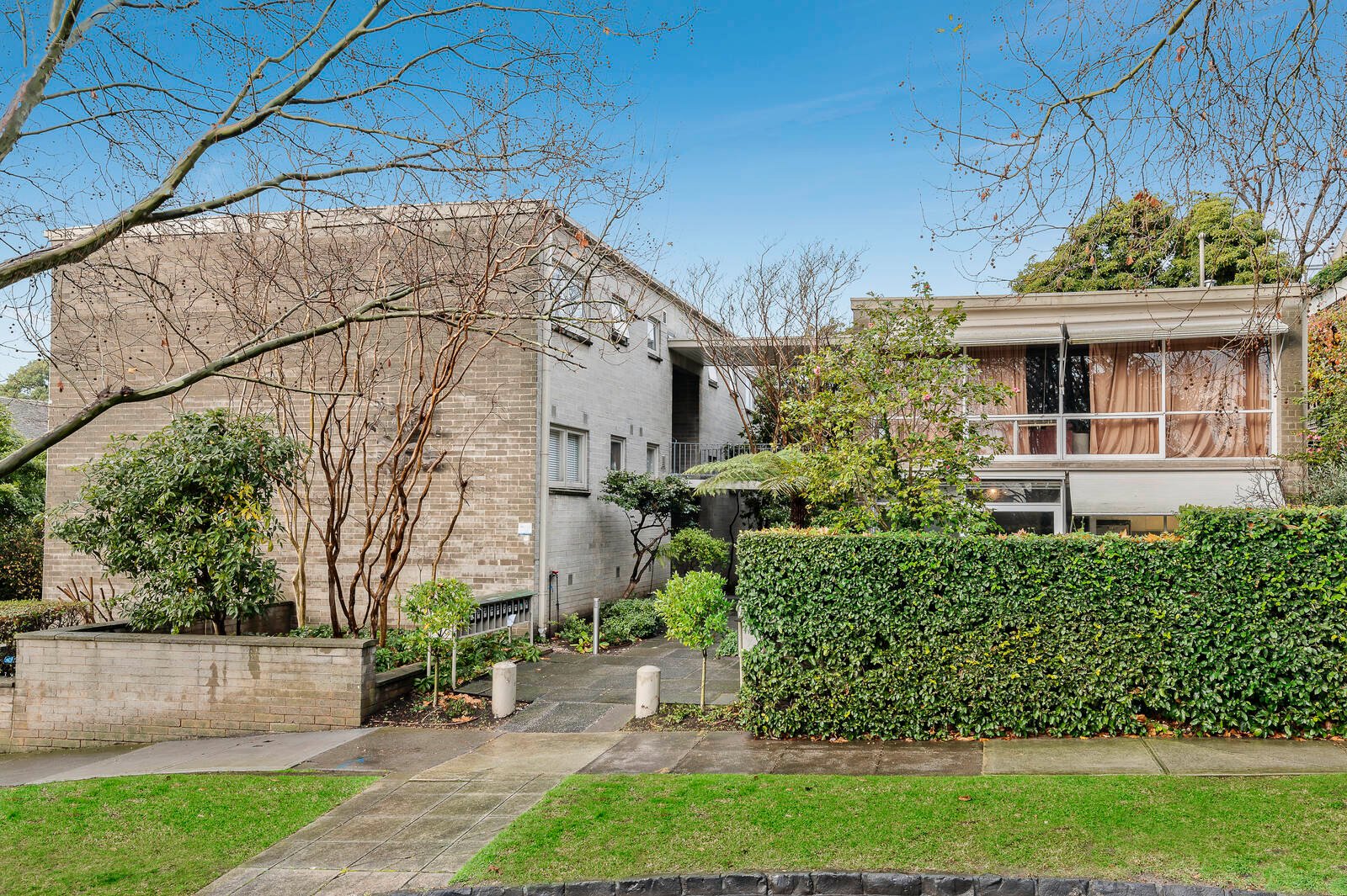 Property Gallery - Main Image
