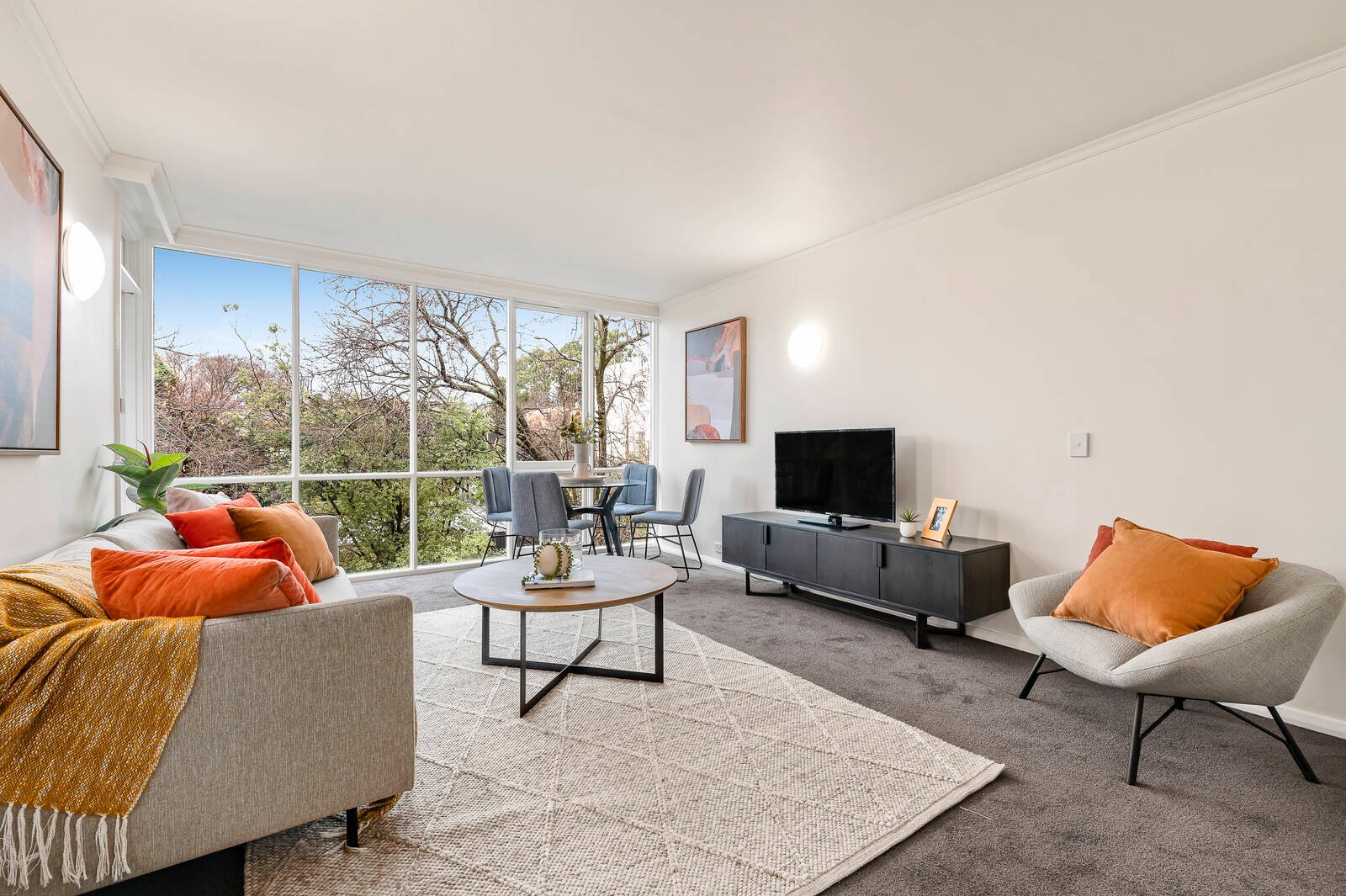 Property Gallery Thumbnail 2