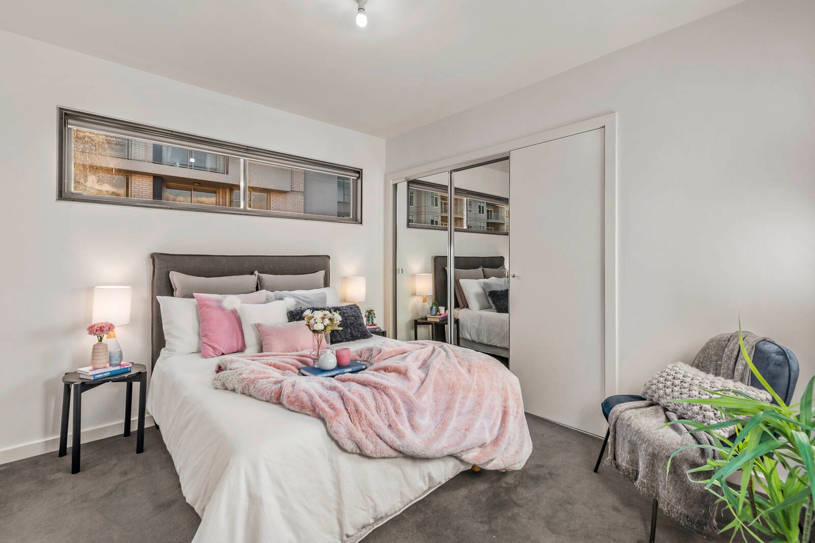 Property Gallery Thumbnail 8