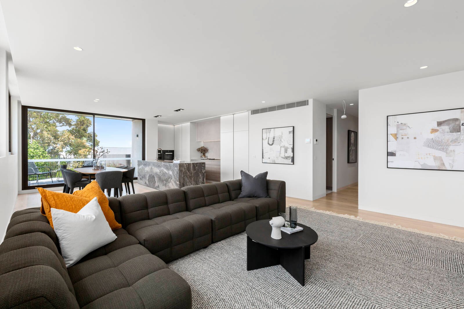 Property Gallery Thumbnail 4