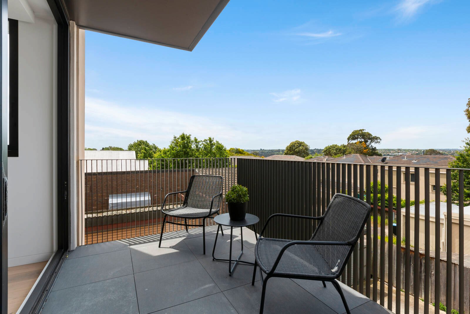 Property Gallery Thumbnail 10
