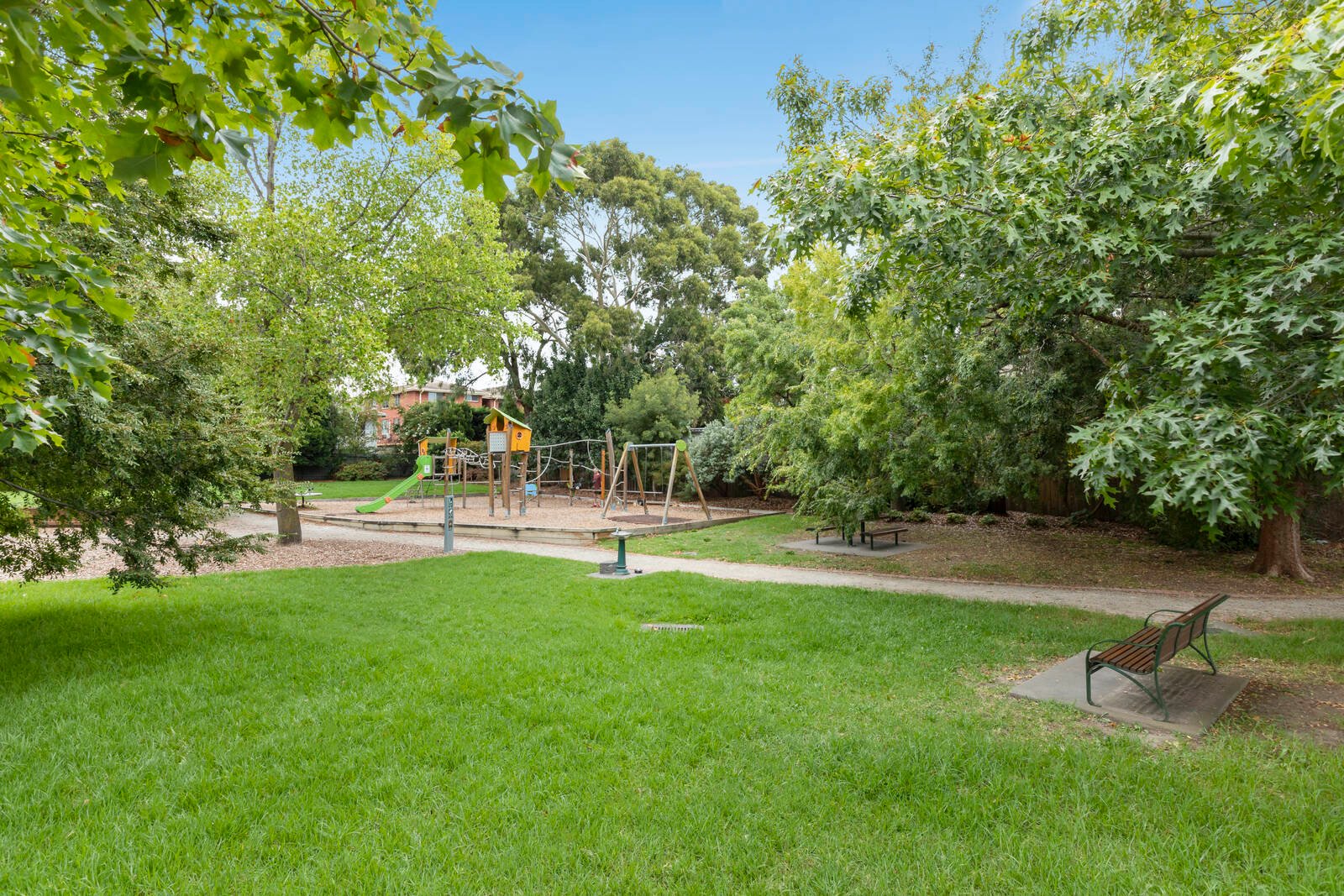 Property Gallery Thumbnail 14