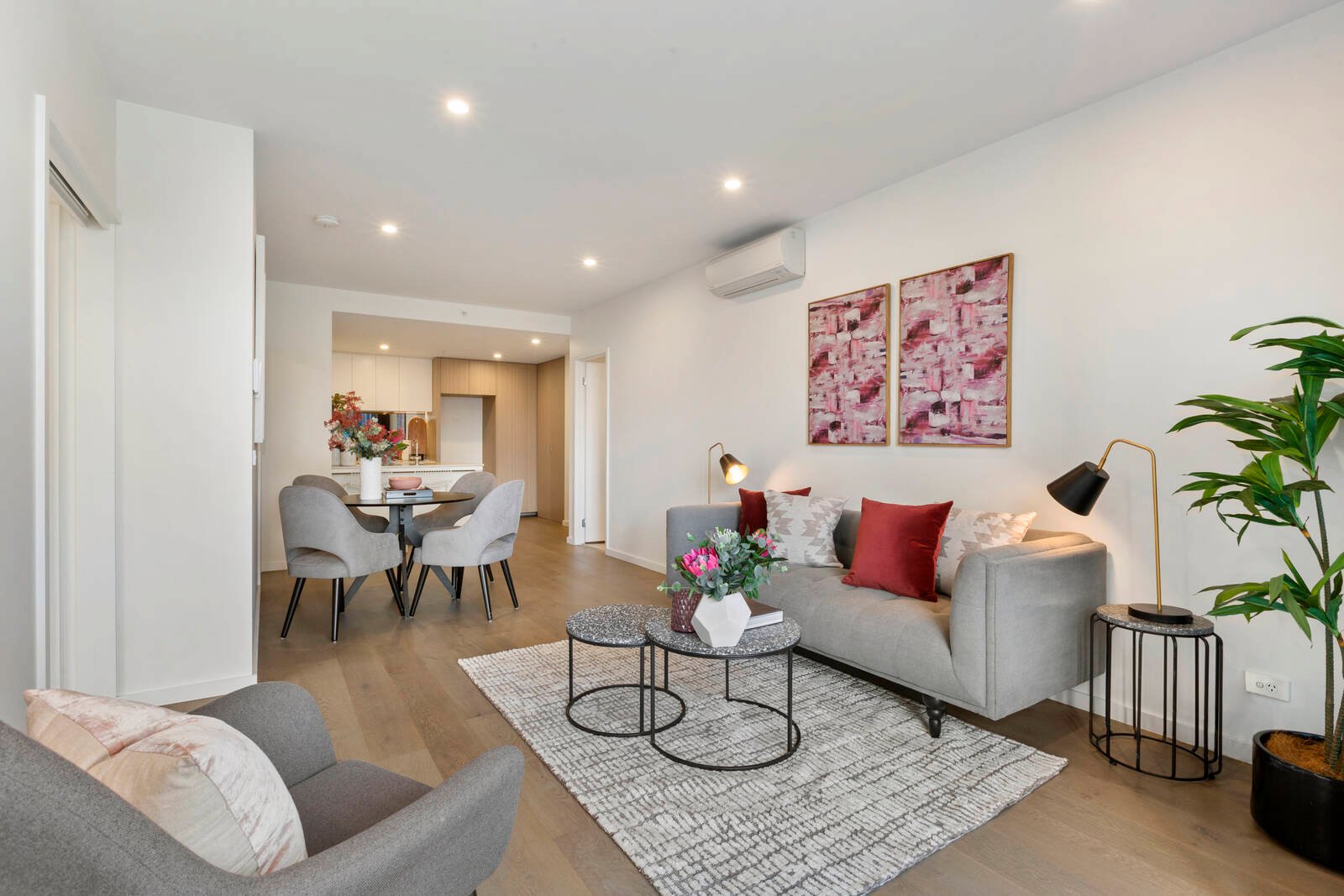 Property Gallery Thumbnail 3