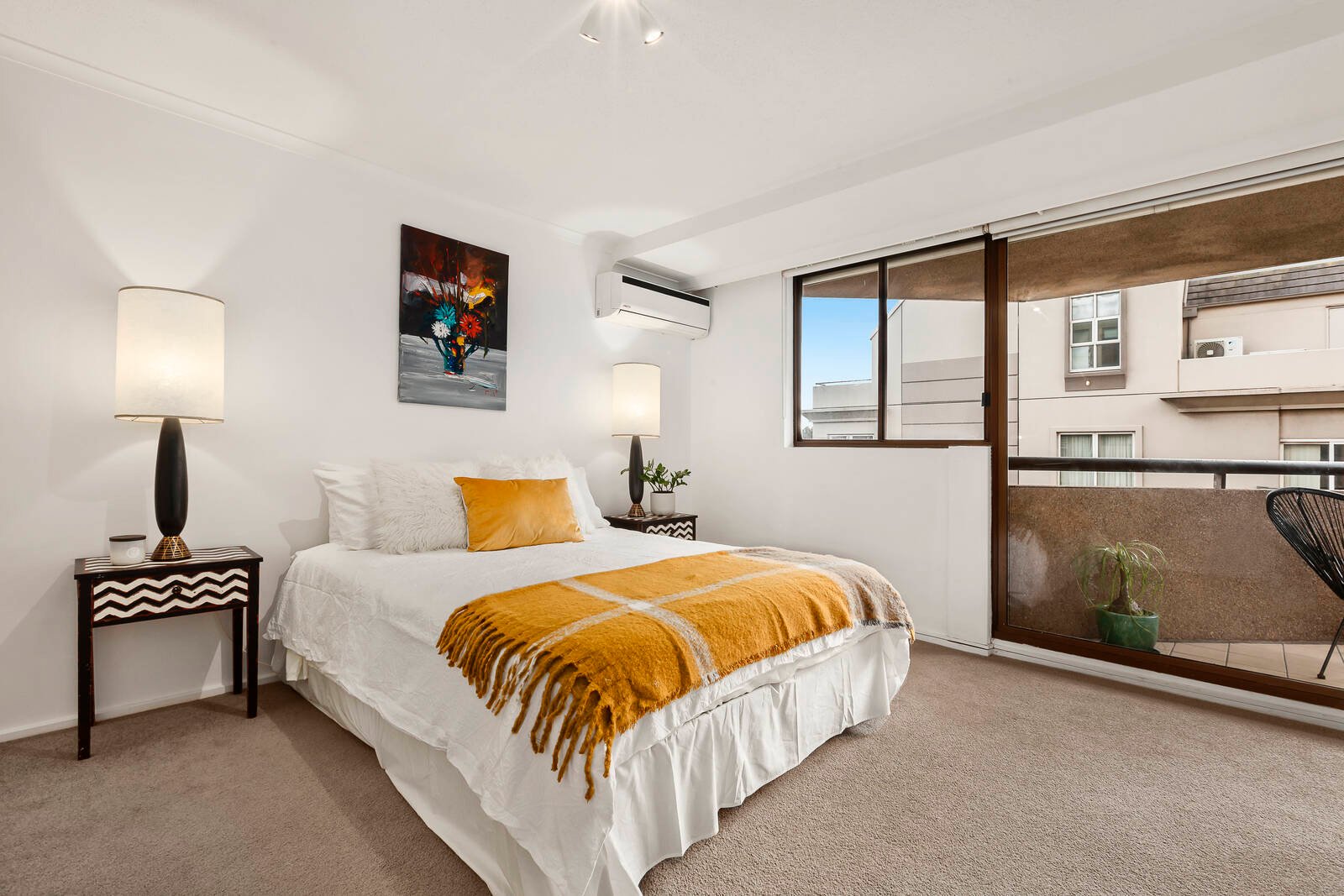 Property Gallery Thumbnail 6