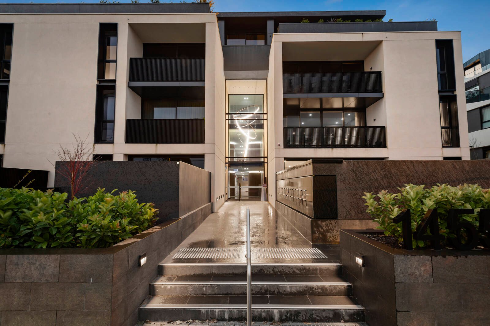 Property Gallery - Main Image
