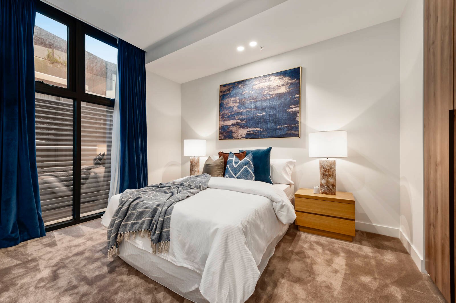 Property Gallery Thumbnail 7