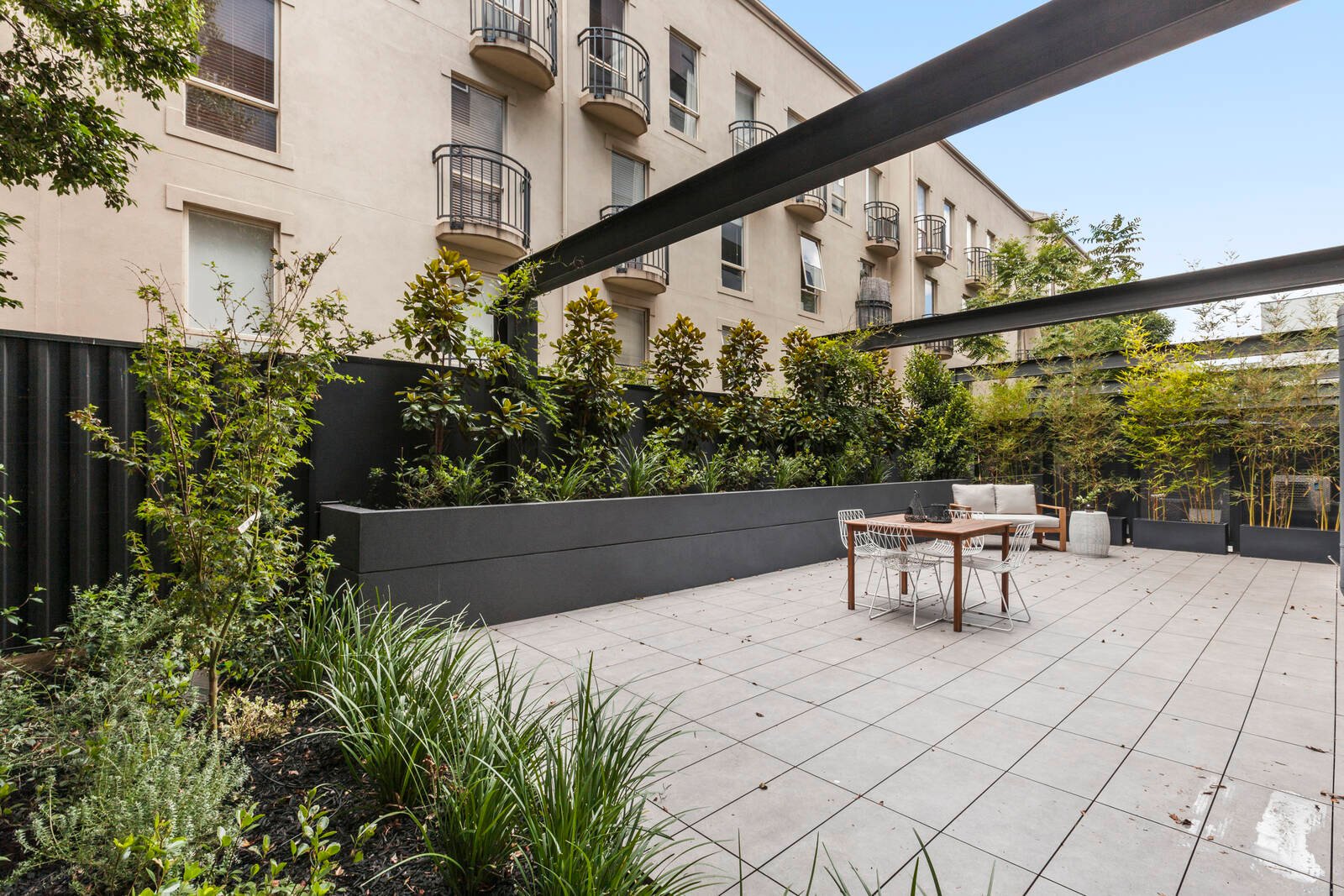 Property Gallery Thumbnail 9