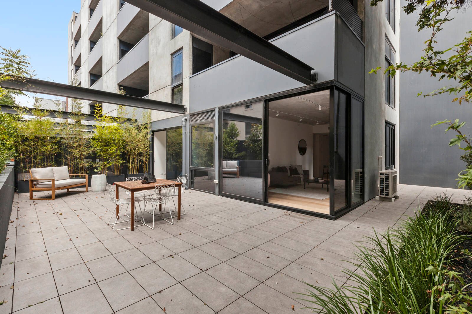 Property Gallery Thumbnail 10