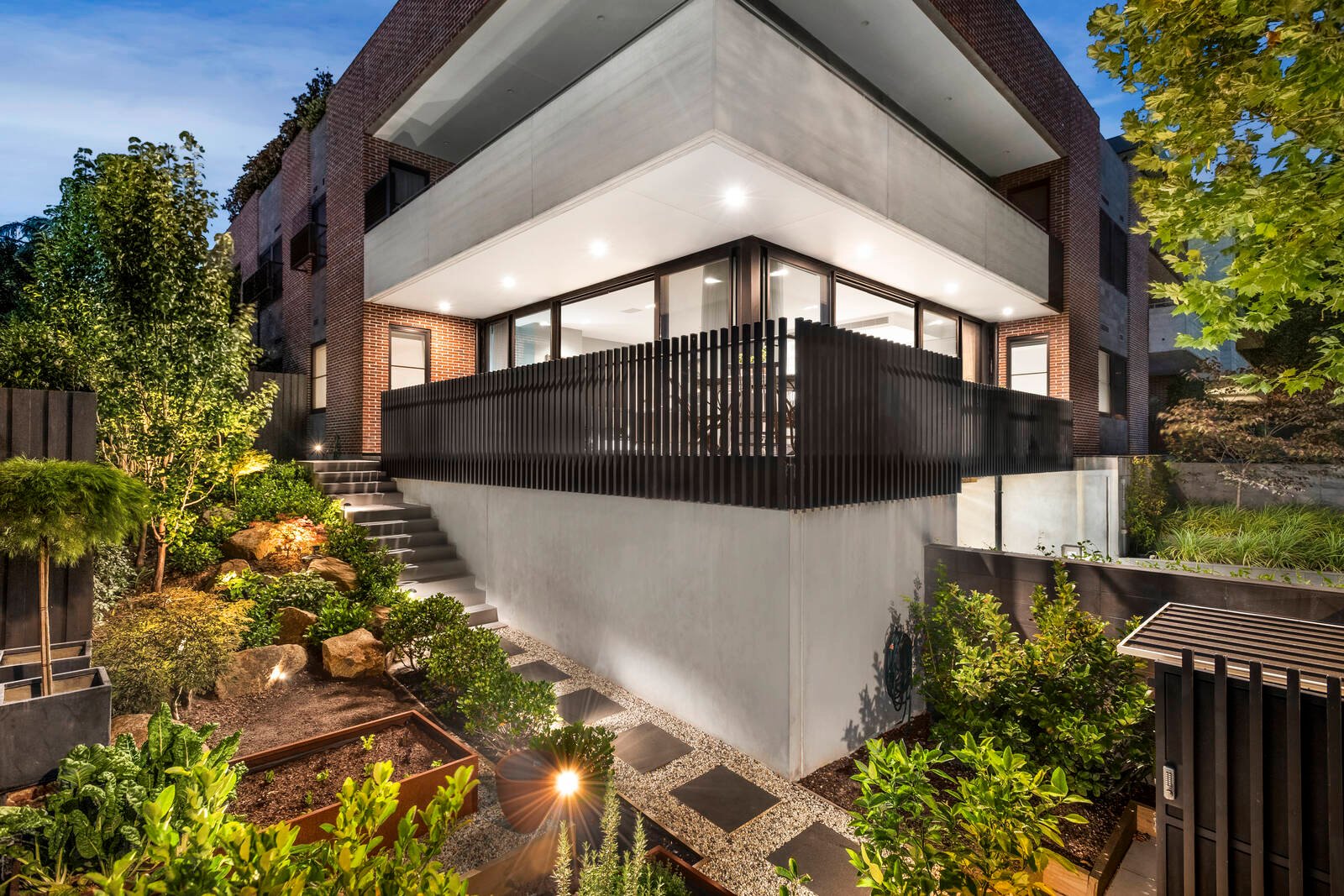 Property Gallery - Main Image