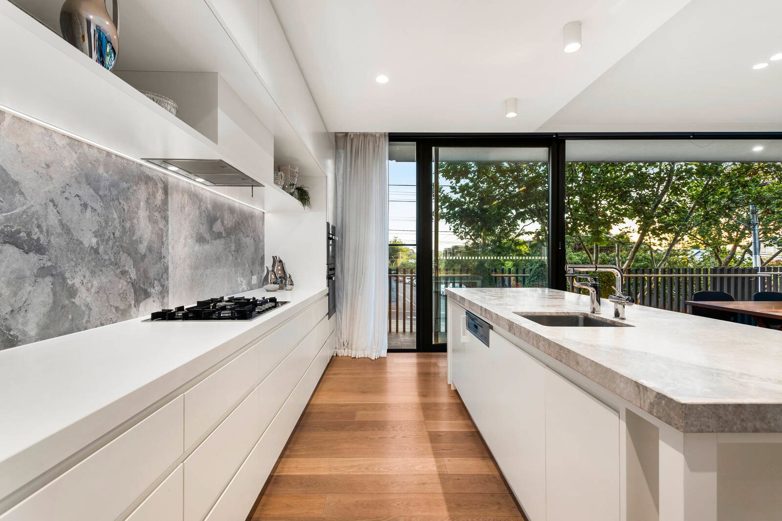 Property Gallery Thumbnail 3