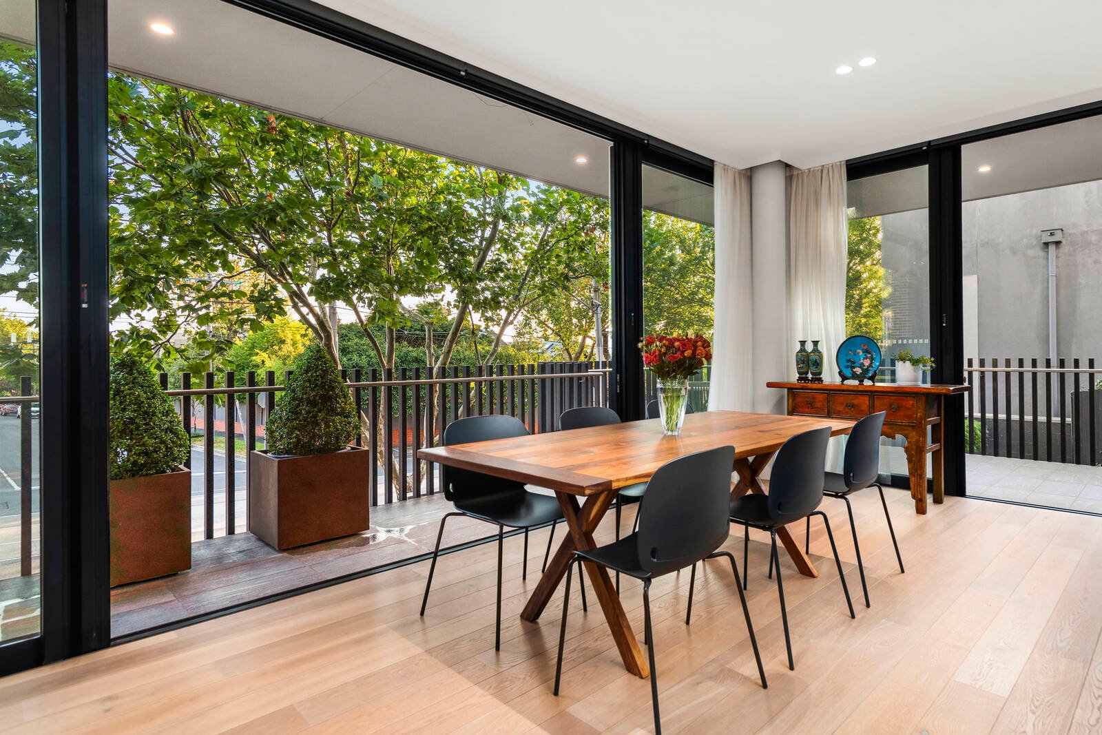 Property Gallery Thumbnail 4