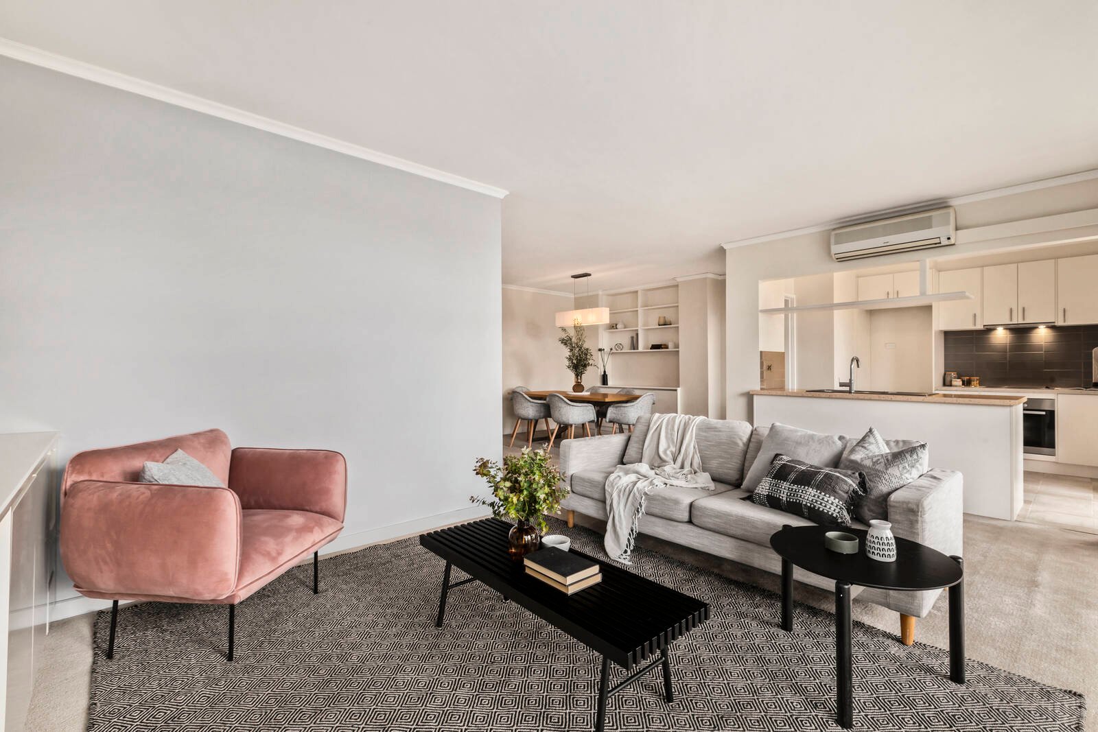 Property Gallery - Main Image