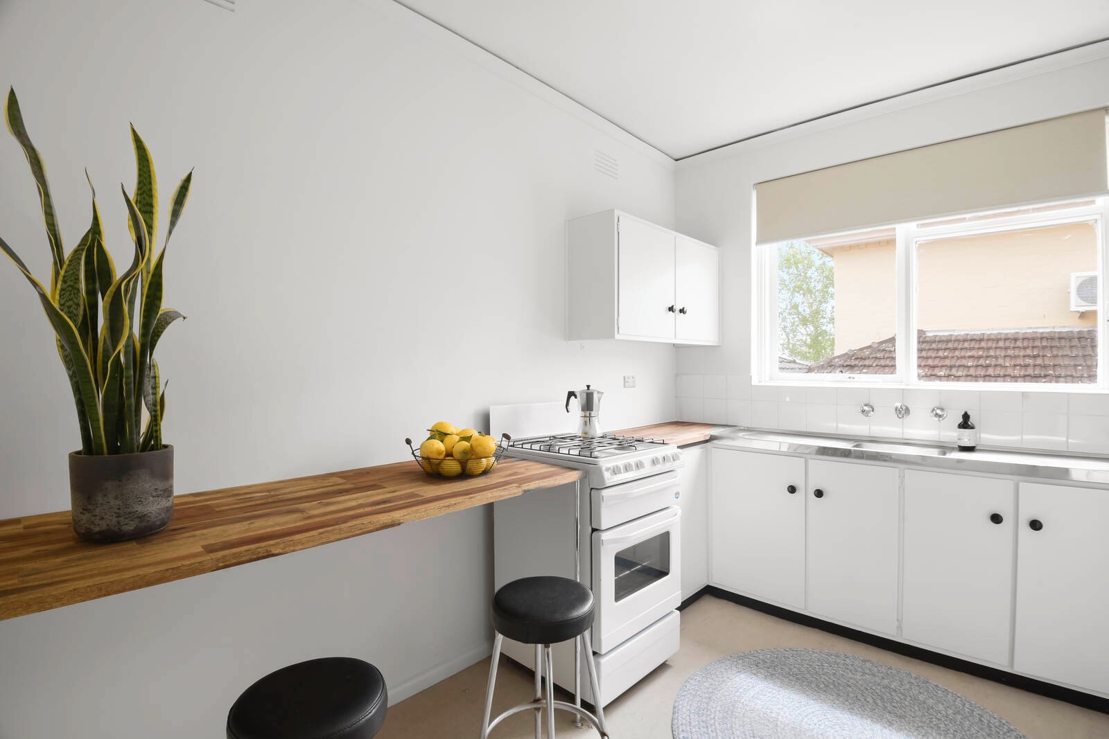 Property Gallery Thumbnail 3