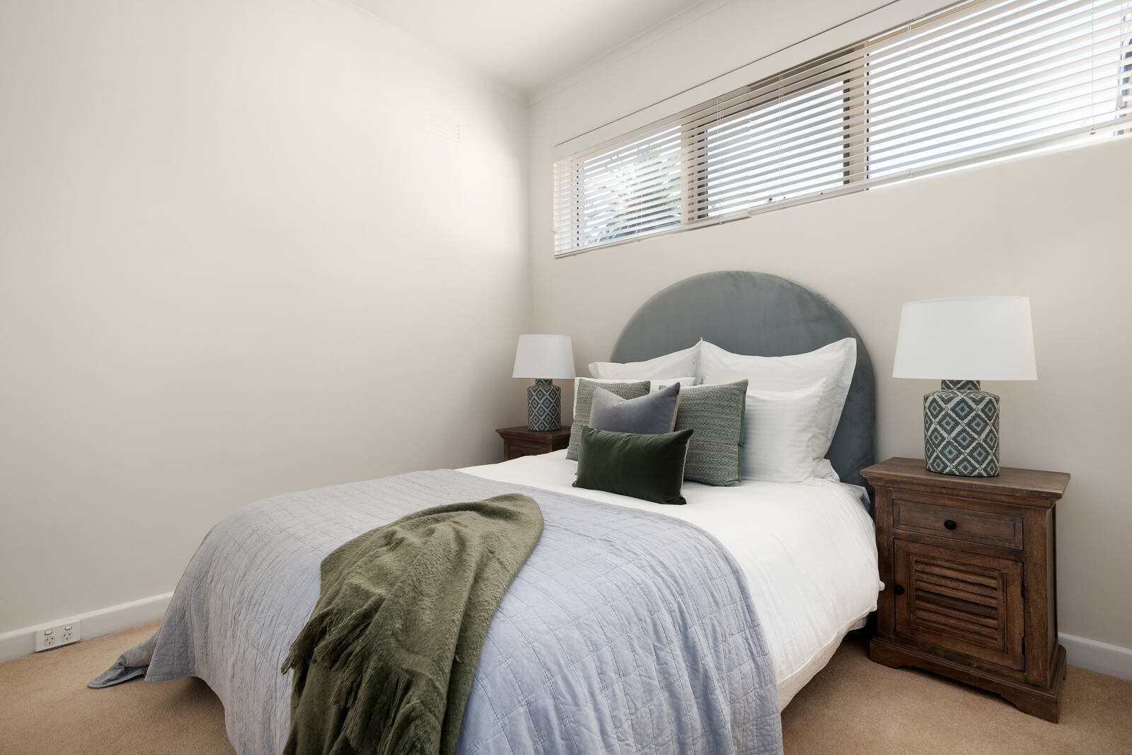 Property Gallery Thumbnail 10