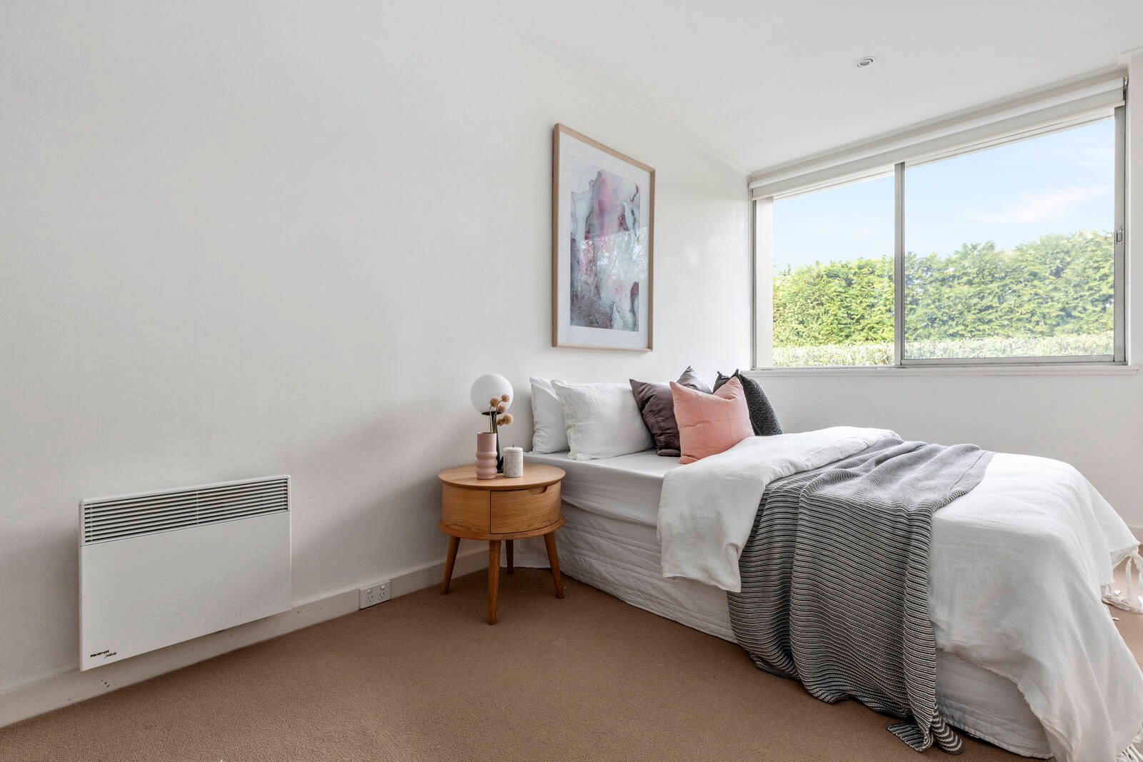 Property Gallery Thumbnail 9