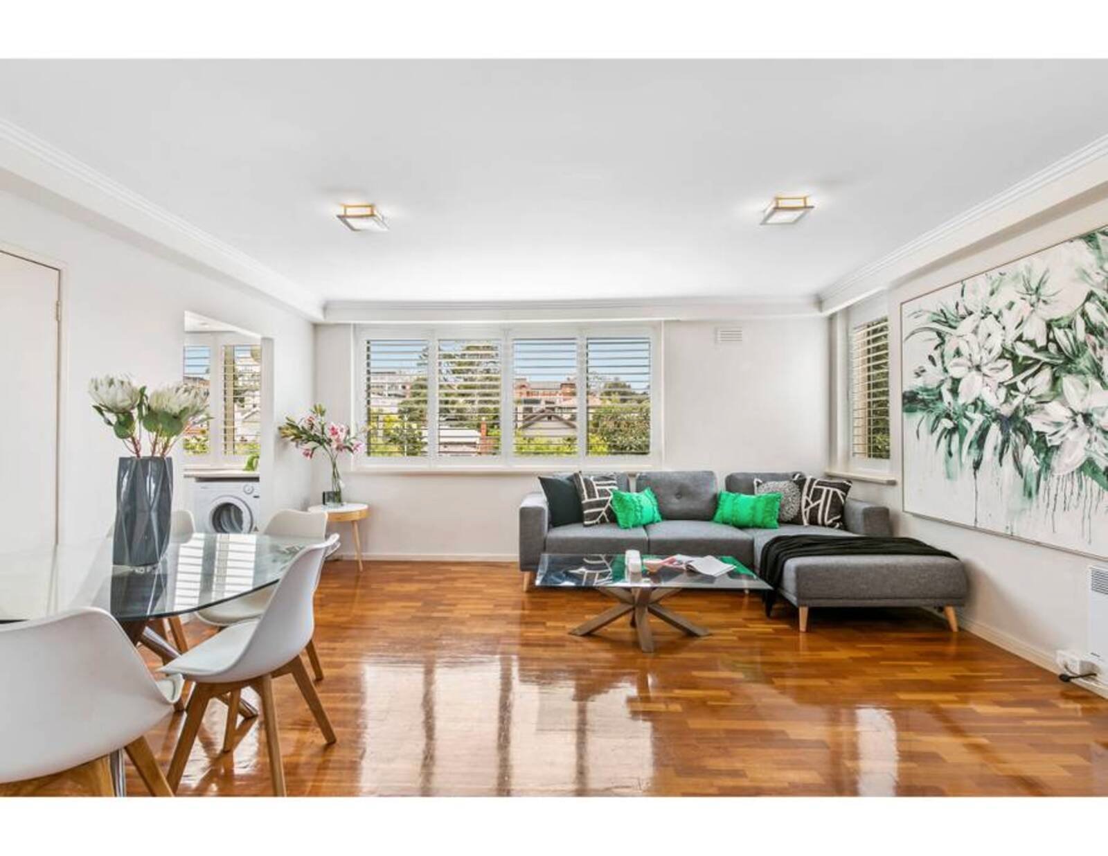 Property Gallery - Main Image