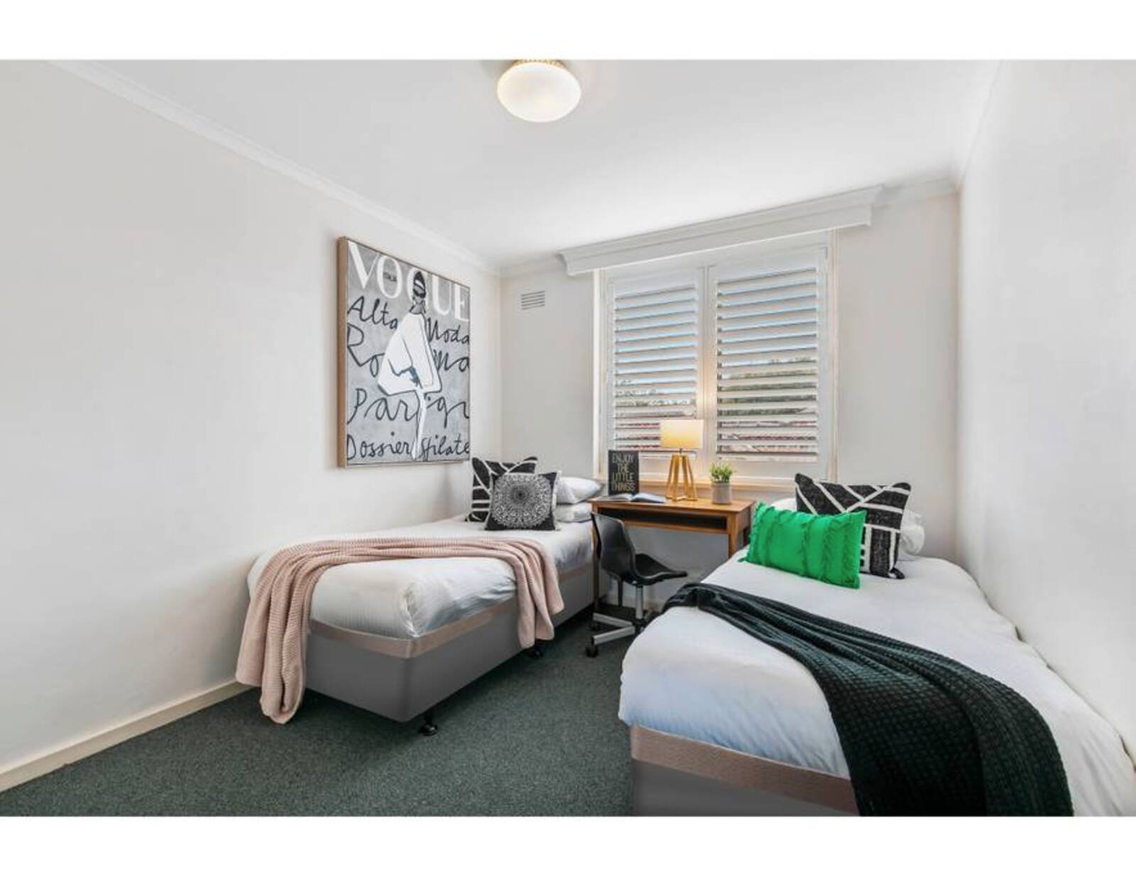 Property Gallery Thumbnail 14