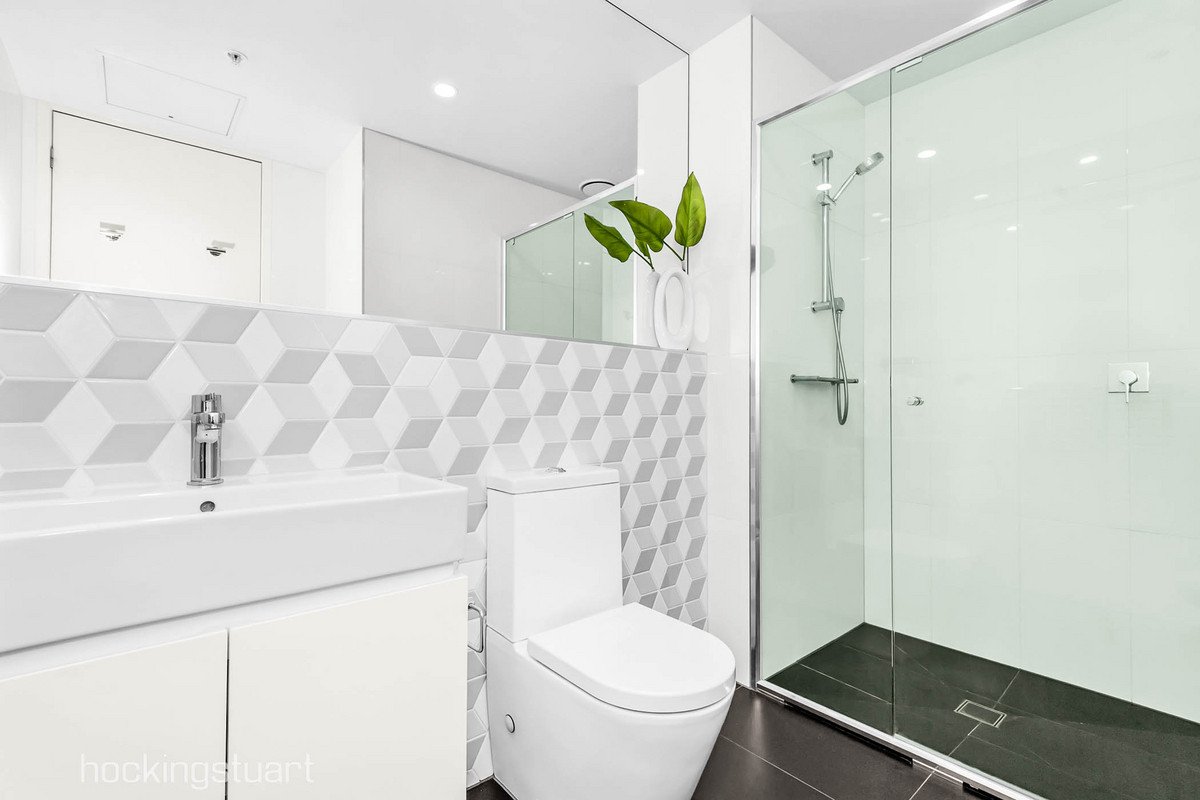 B18/12 Albert Street, Hawthorn East image 6