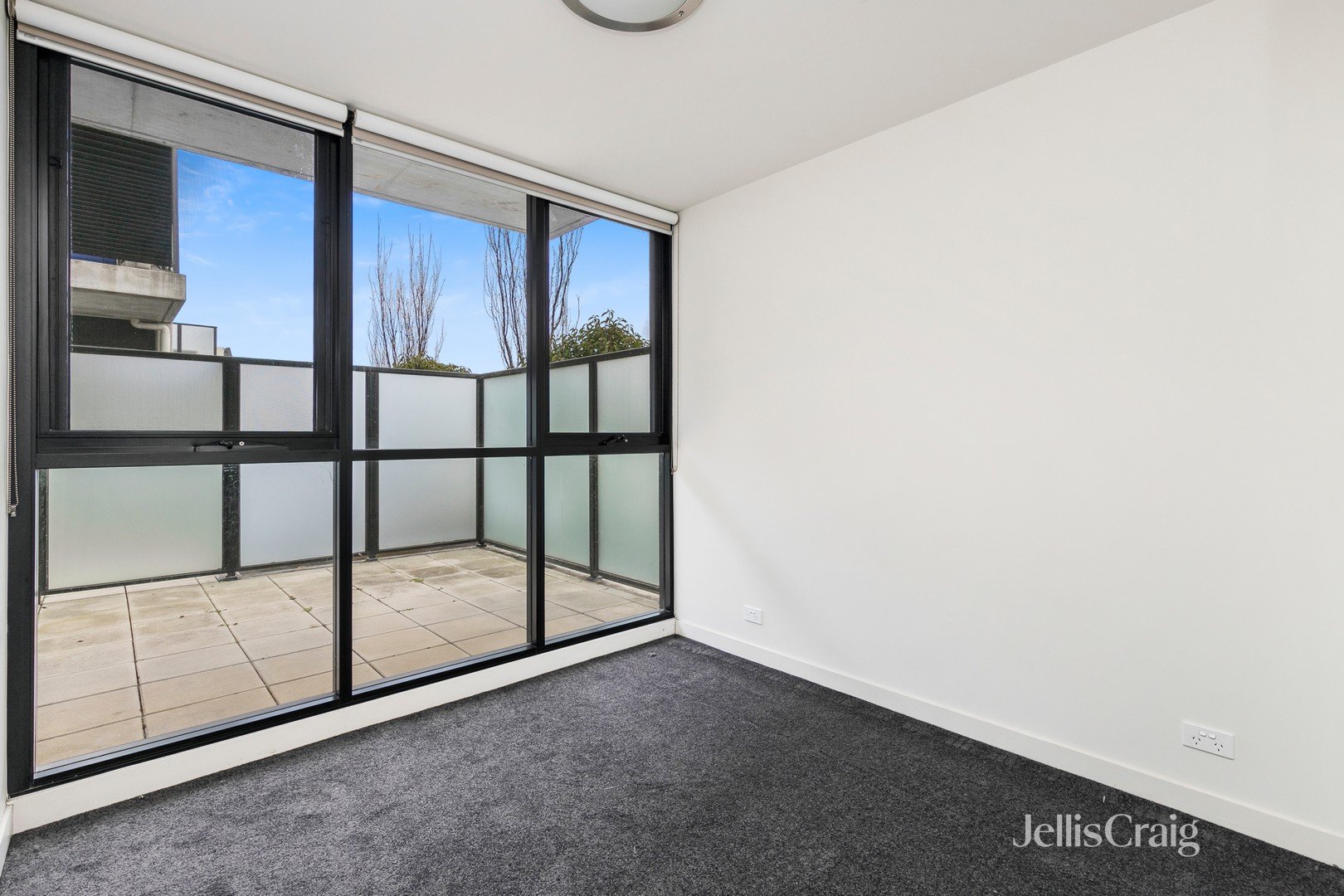 B2.14/113 Pier Street, Altona image 6