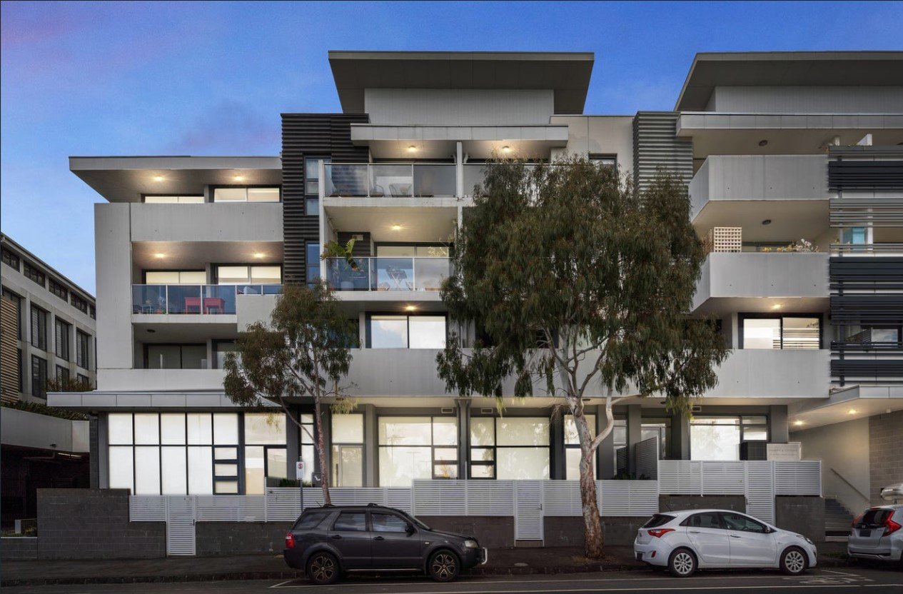 Property Gallery Thumbnail 9