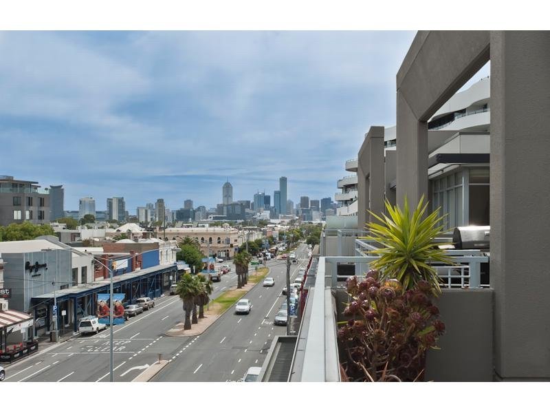 B402,84 Bay Street, Port Melbourne image 7