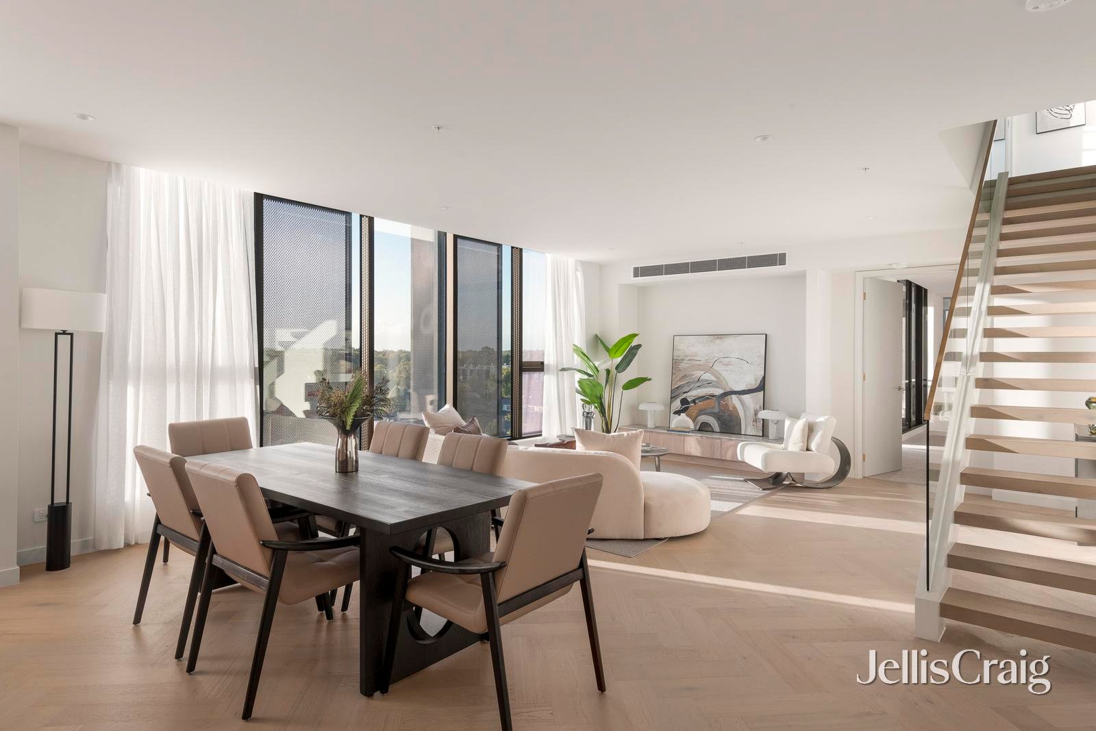 B602/27 Paper Trail, Alphington image 4