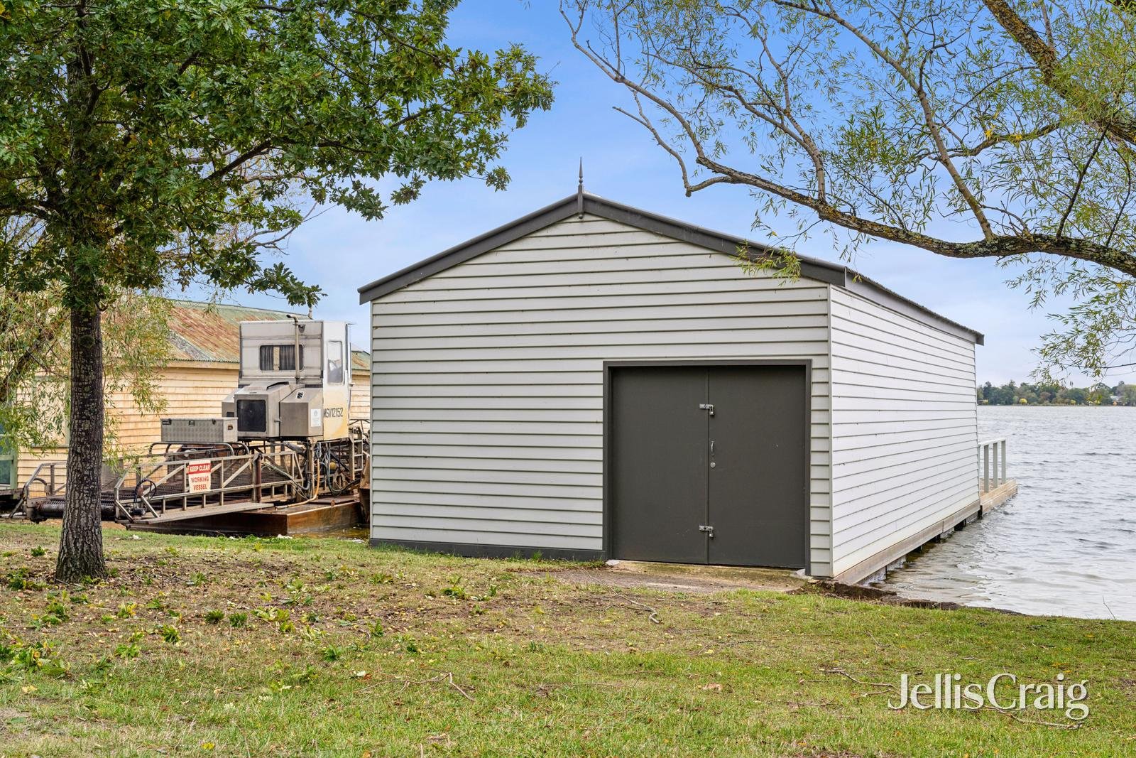 Boat Shed 10 Wendouree Parade, Lake&nbsp;Wendouree image 5