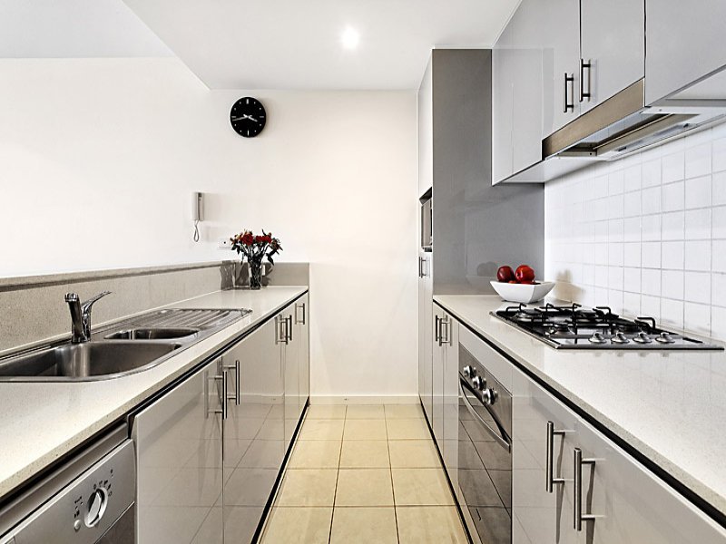 C308,166 Rouse Street, Port Melbourne image 3