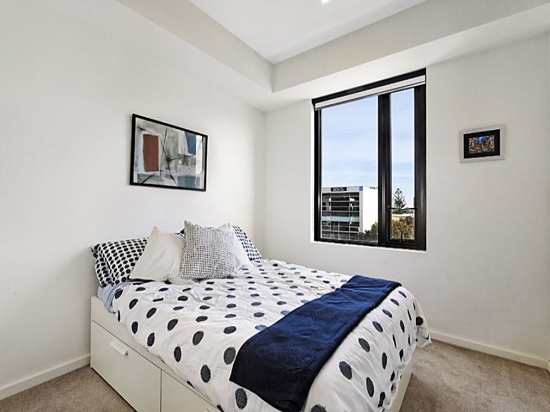 C308,166 Rouse Street, Port Melbourne image 4