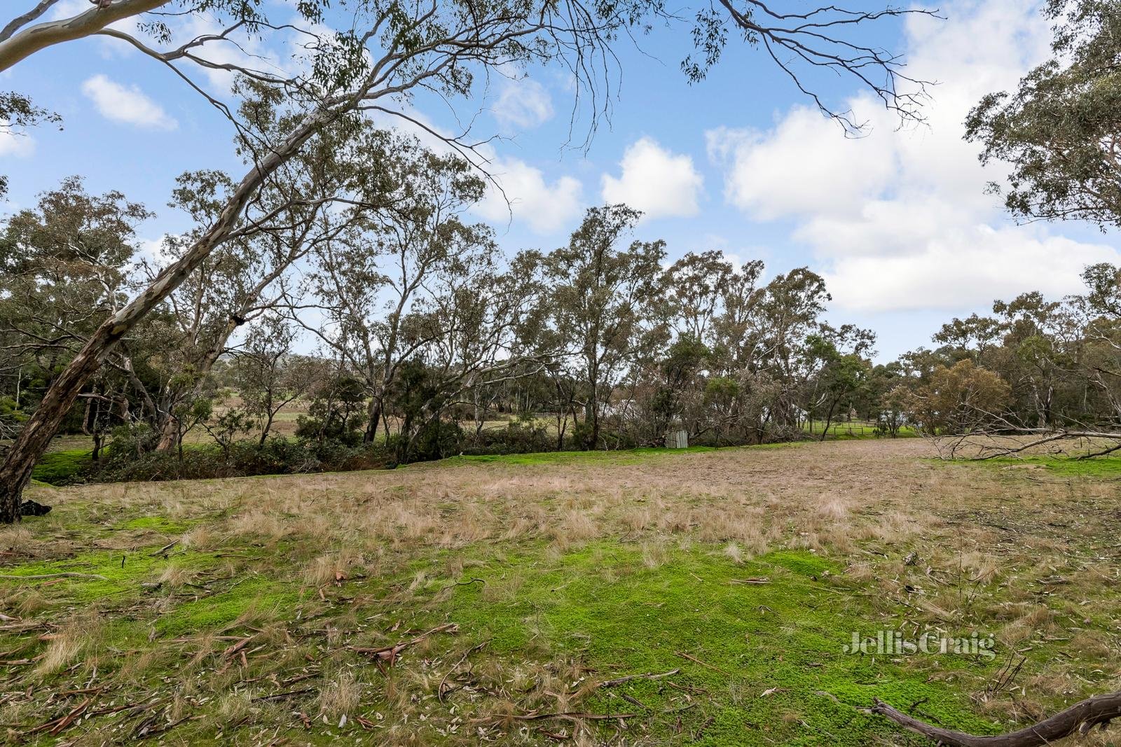 CA 2 Calder Highway, Ravenswood South image 3