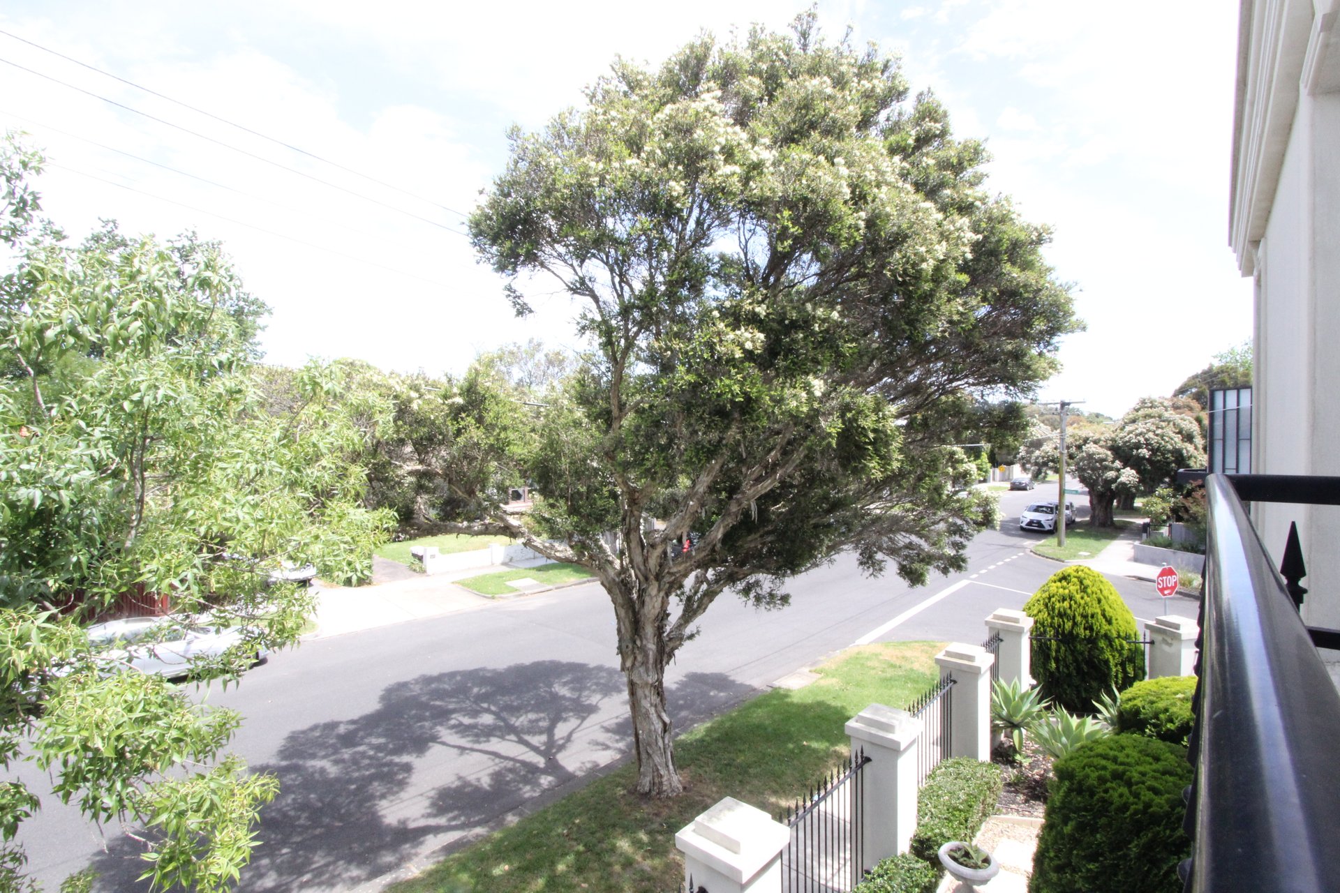 Property Gallery Thumbnail 12